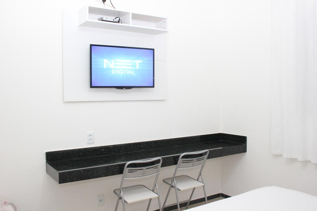 Quarto com 2 Camas de Solteiro