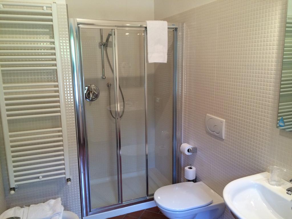 Single Room,173764563:JPEG