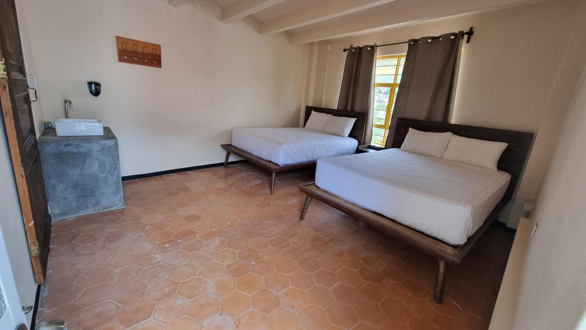 Premium Quadruple Room,1737041804:JPEG