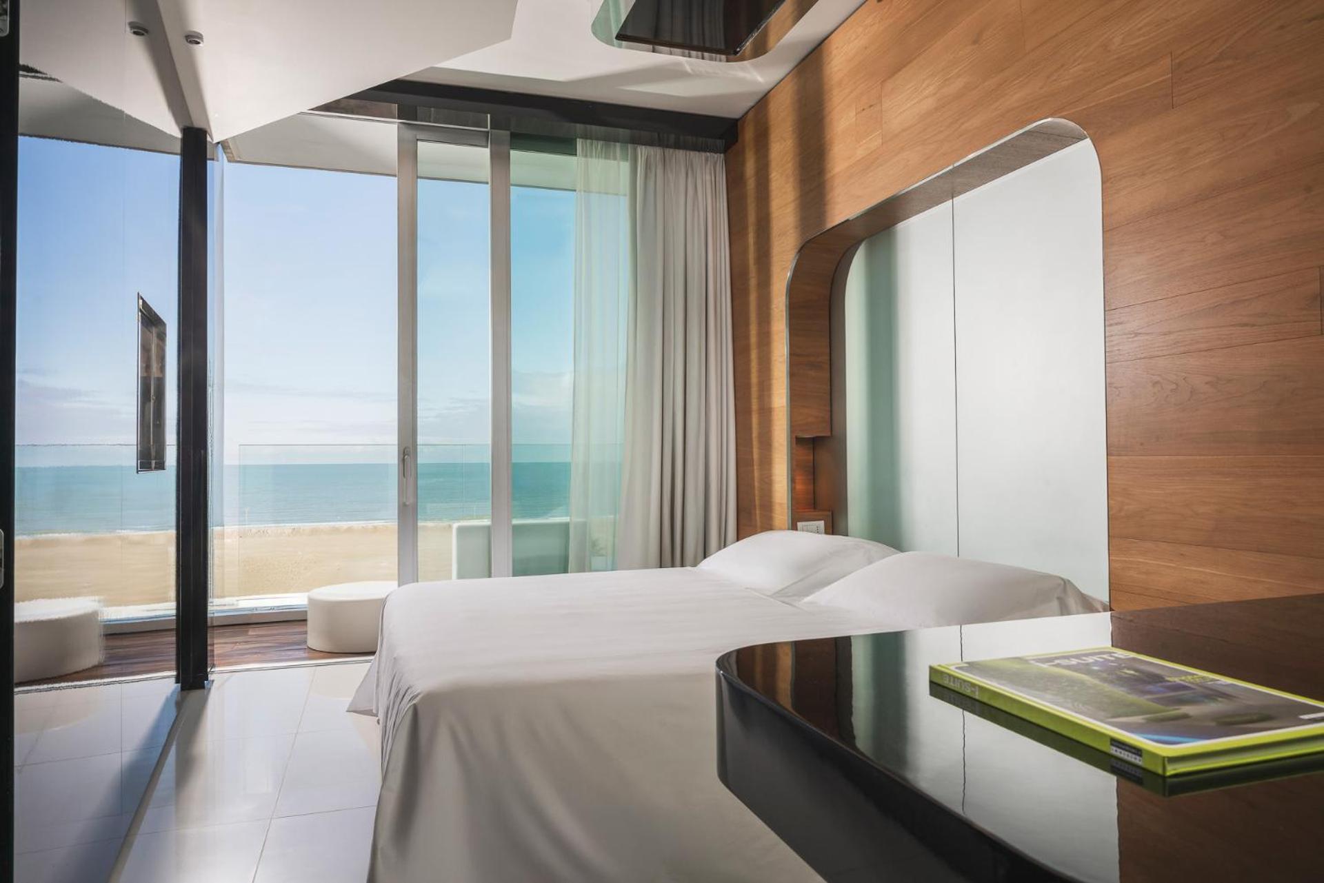 Suite Sea View,1739395247:JPEG