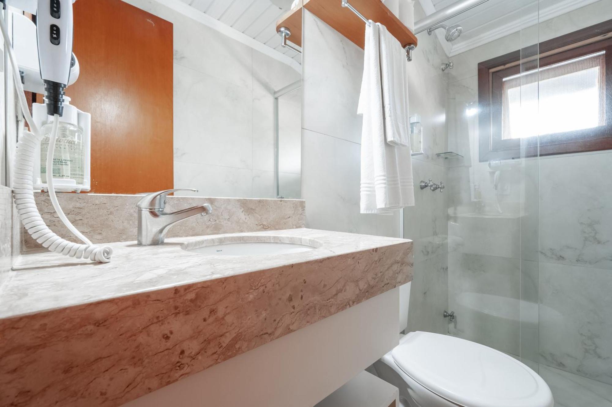 Double Room,1739418648:JPEG