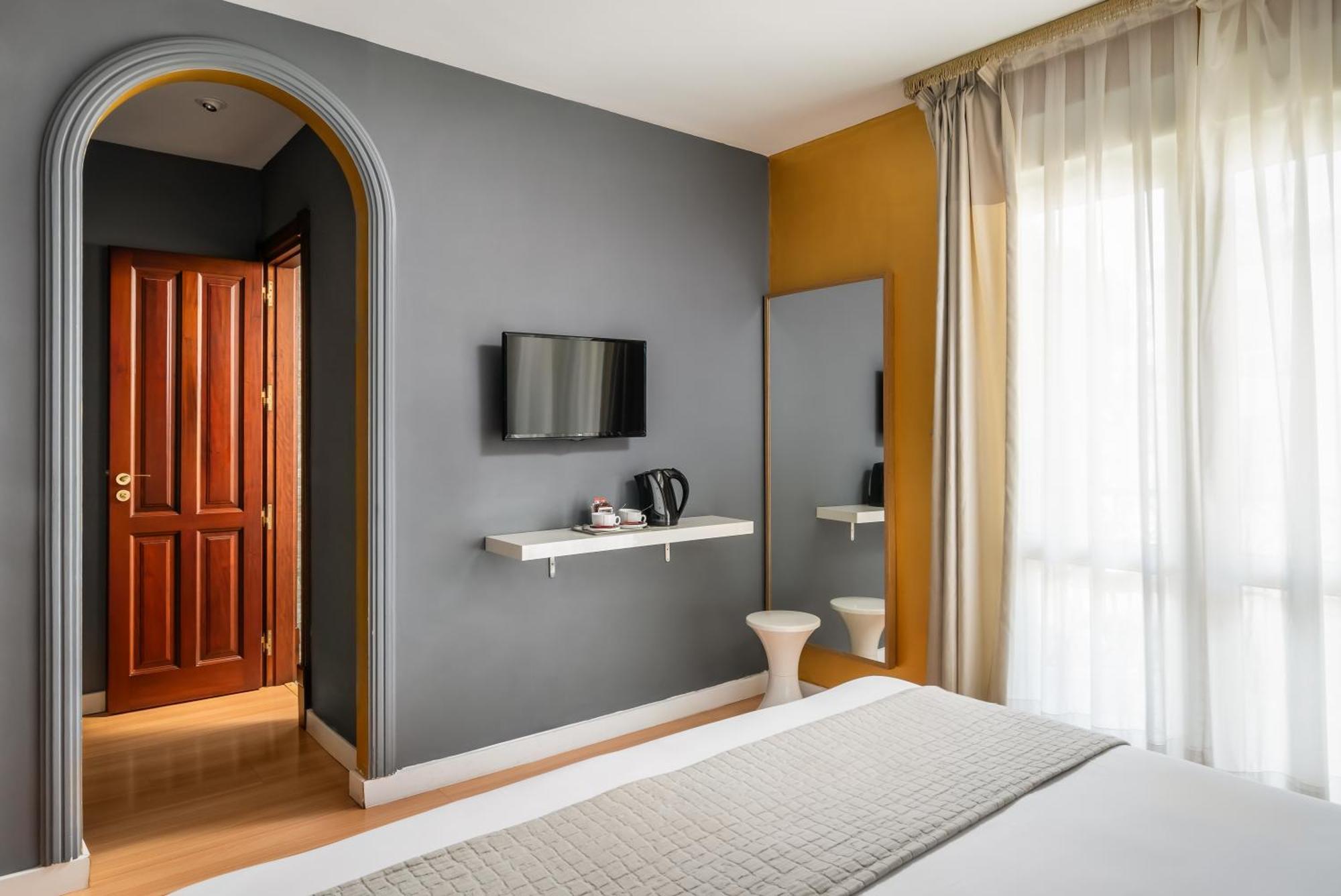 Double or Twin Room Balcony