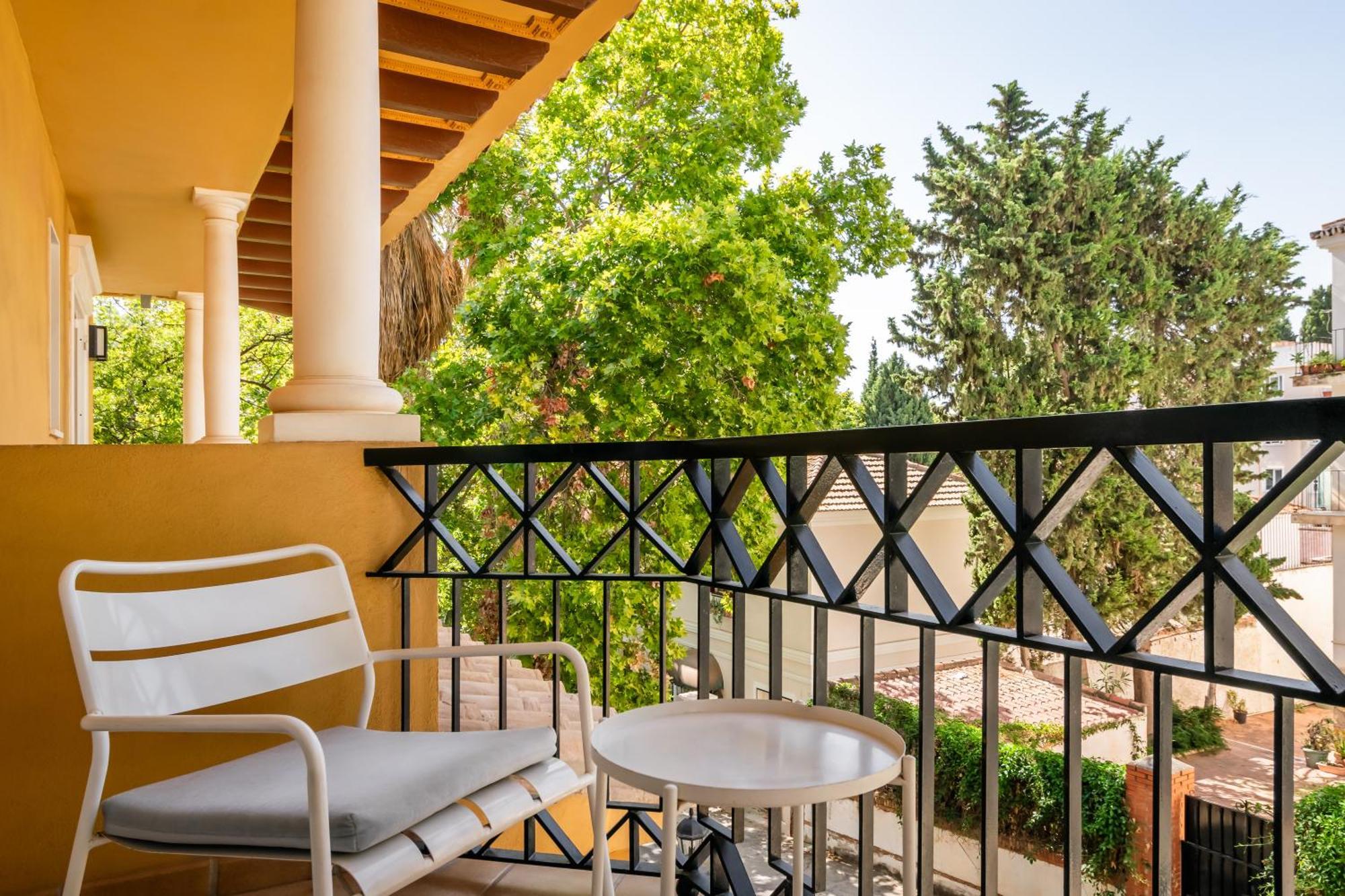 Double or Twin Room Balcony