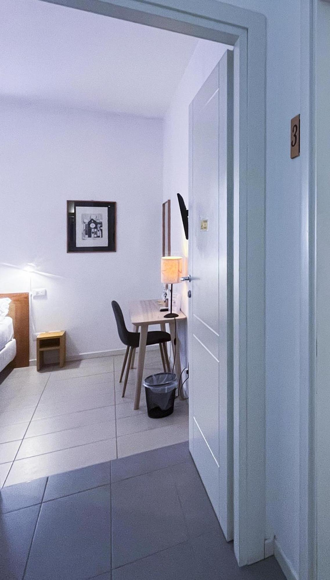 Double or Twin Room Bathroom