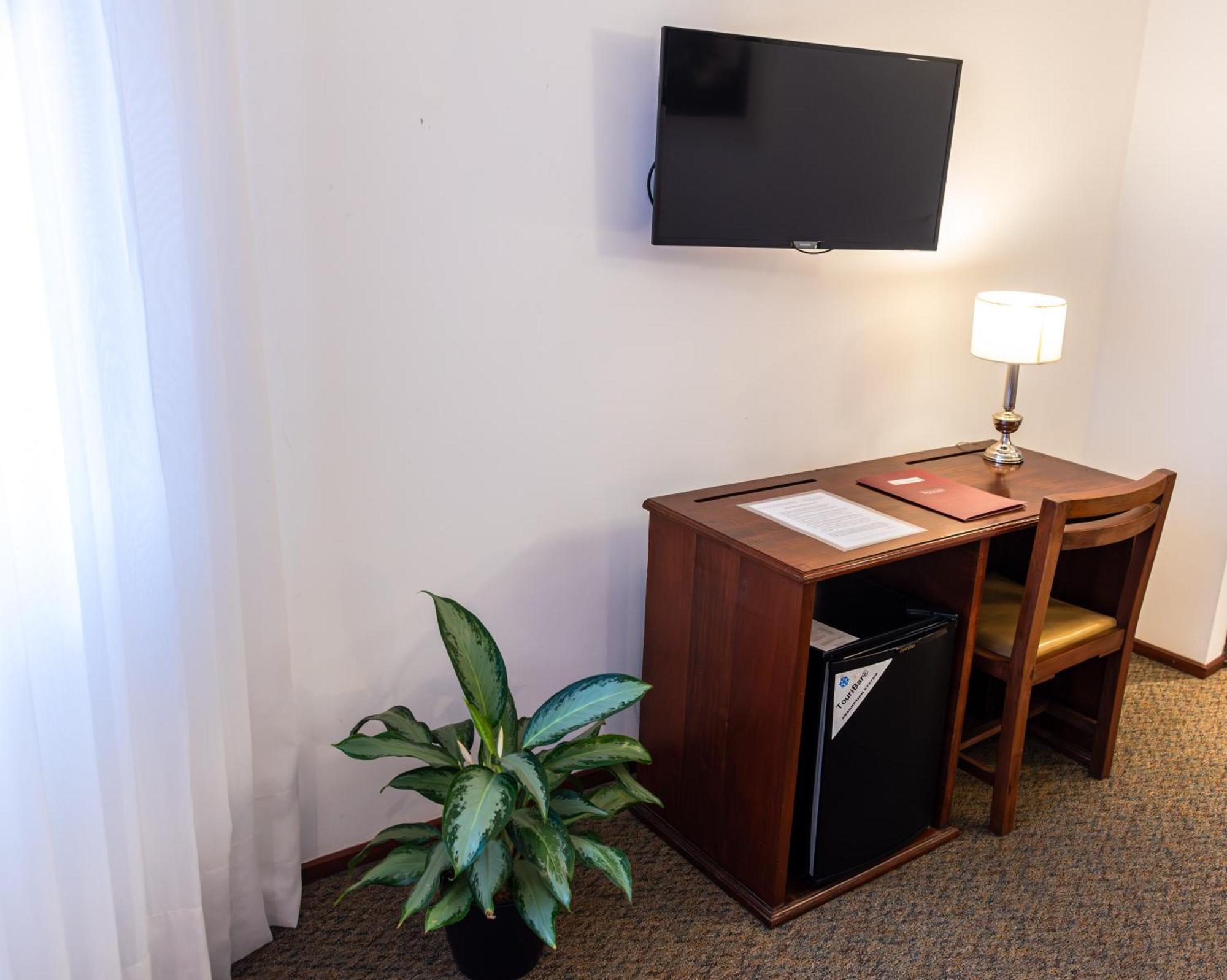 Single Room,1739436021:JPEG