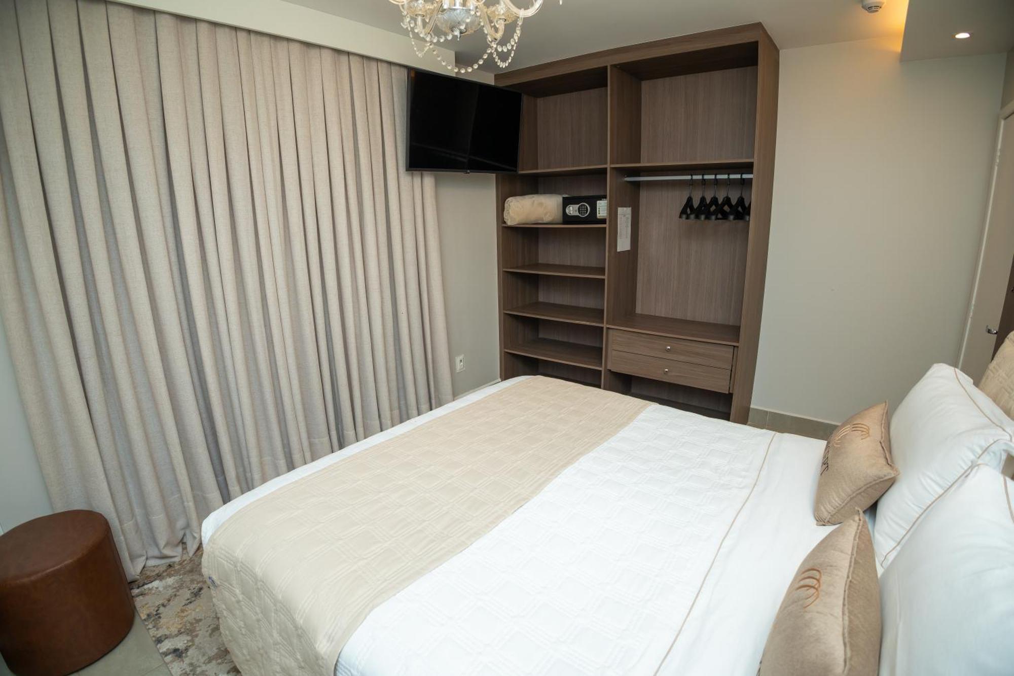 Deluxe Double Room 1 Double Bed