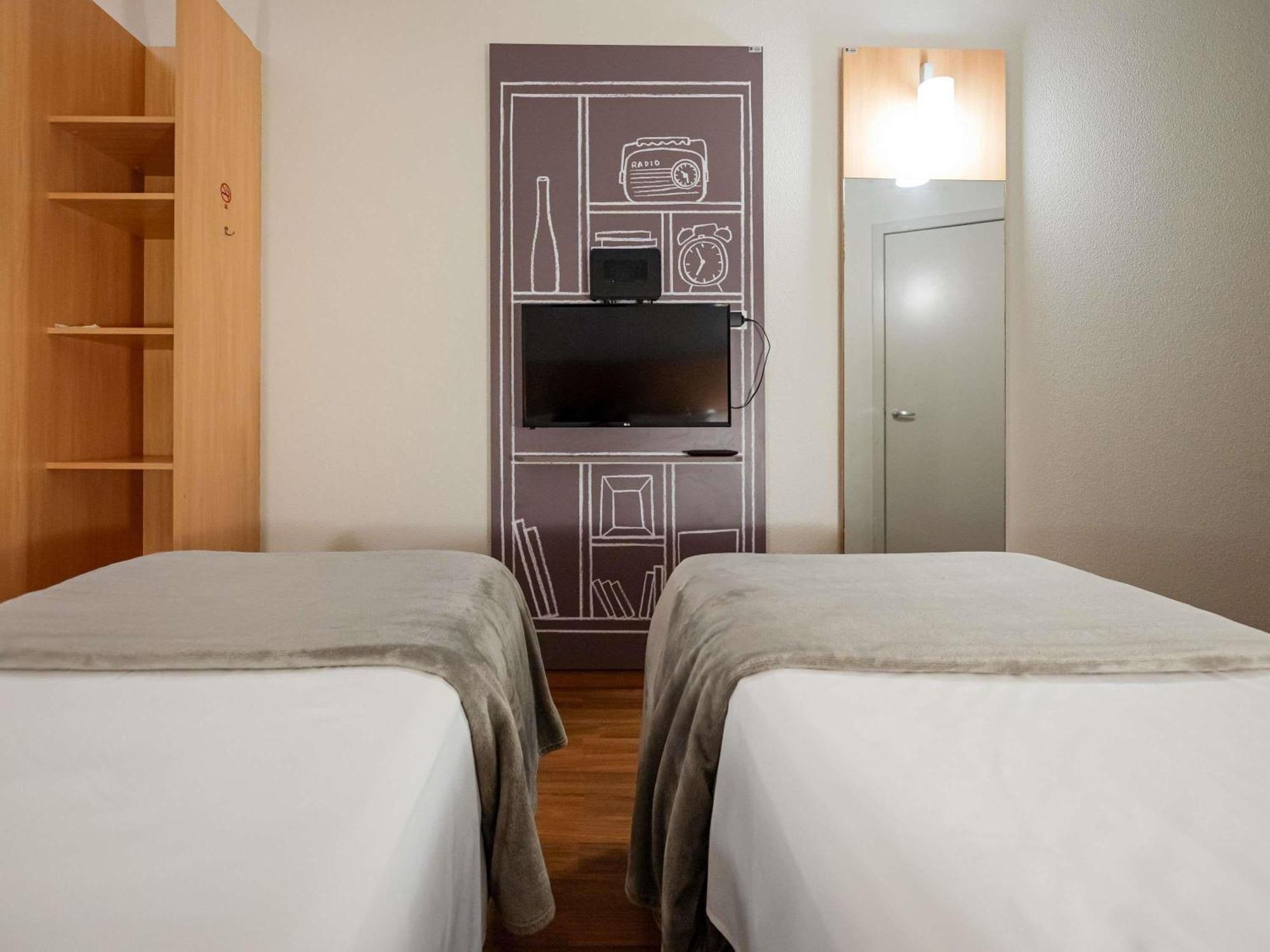 Quarto Triplo Standard