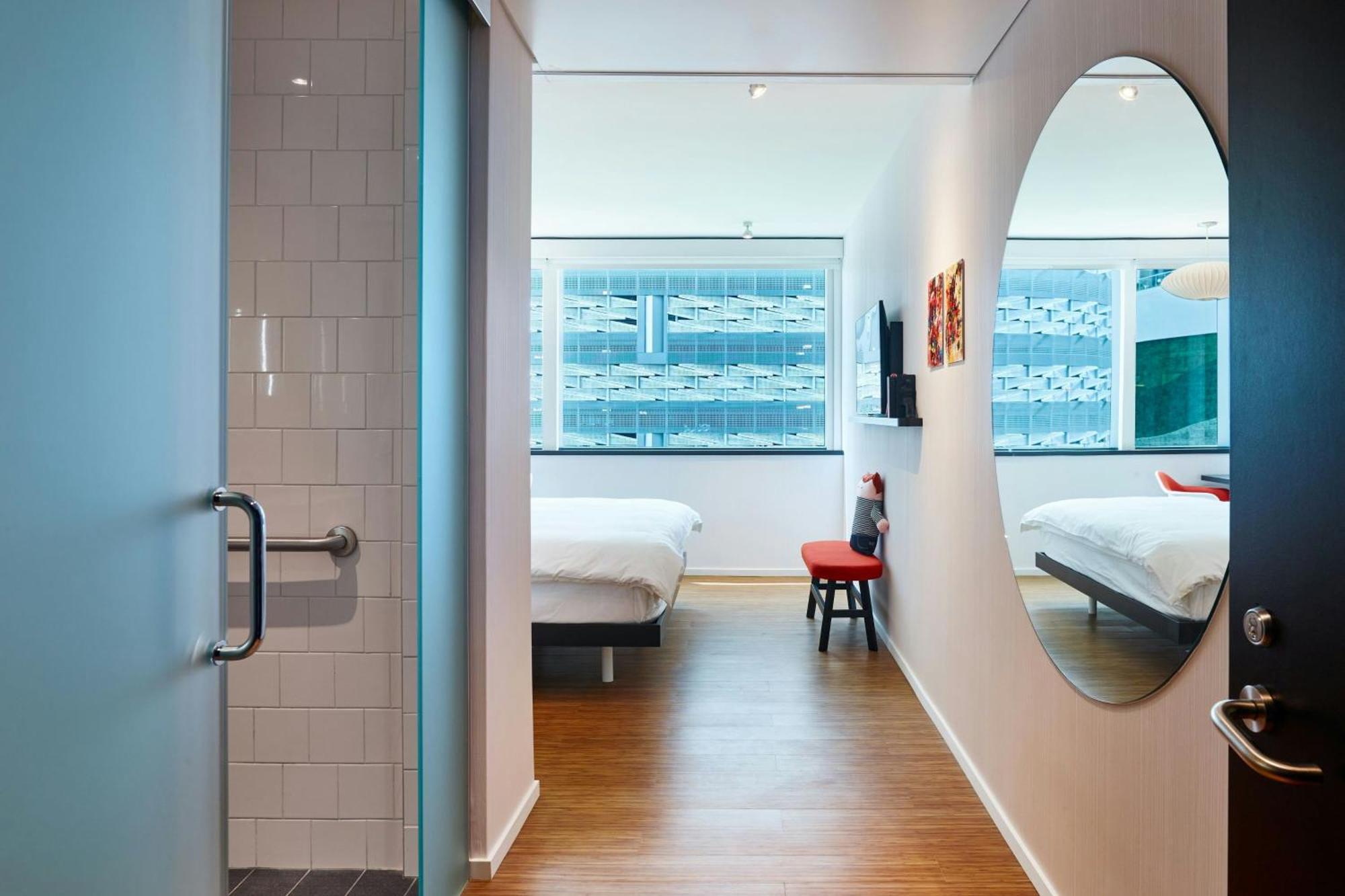 Habitación - cama extragrande - Adaptada para personas con movilidad reducida
