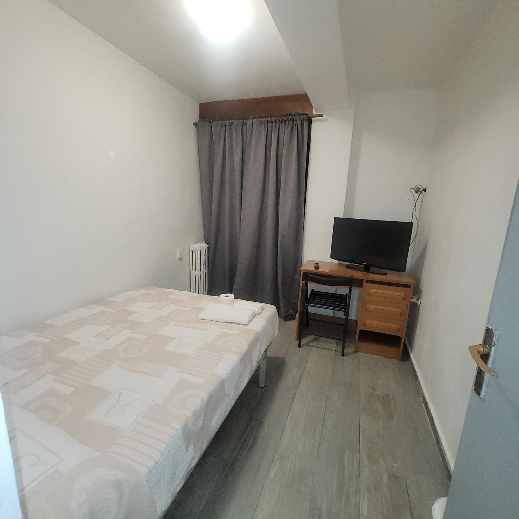 Double Room,1740643646:JPEG