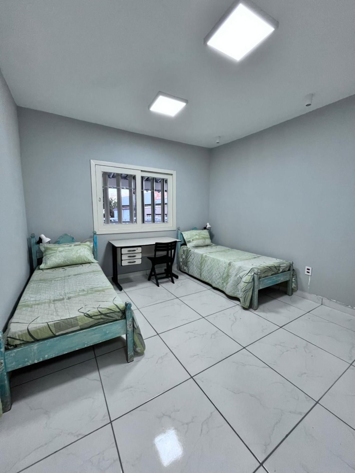 Cama de Solteiro em Dormitório Misto