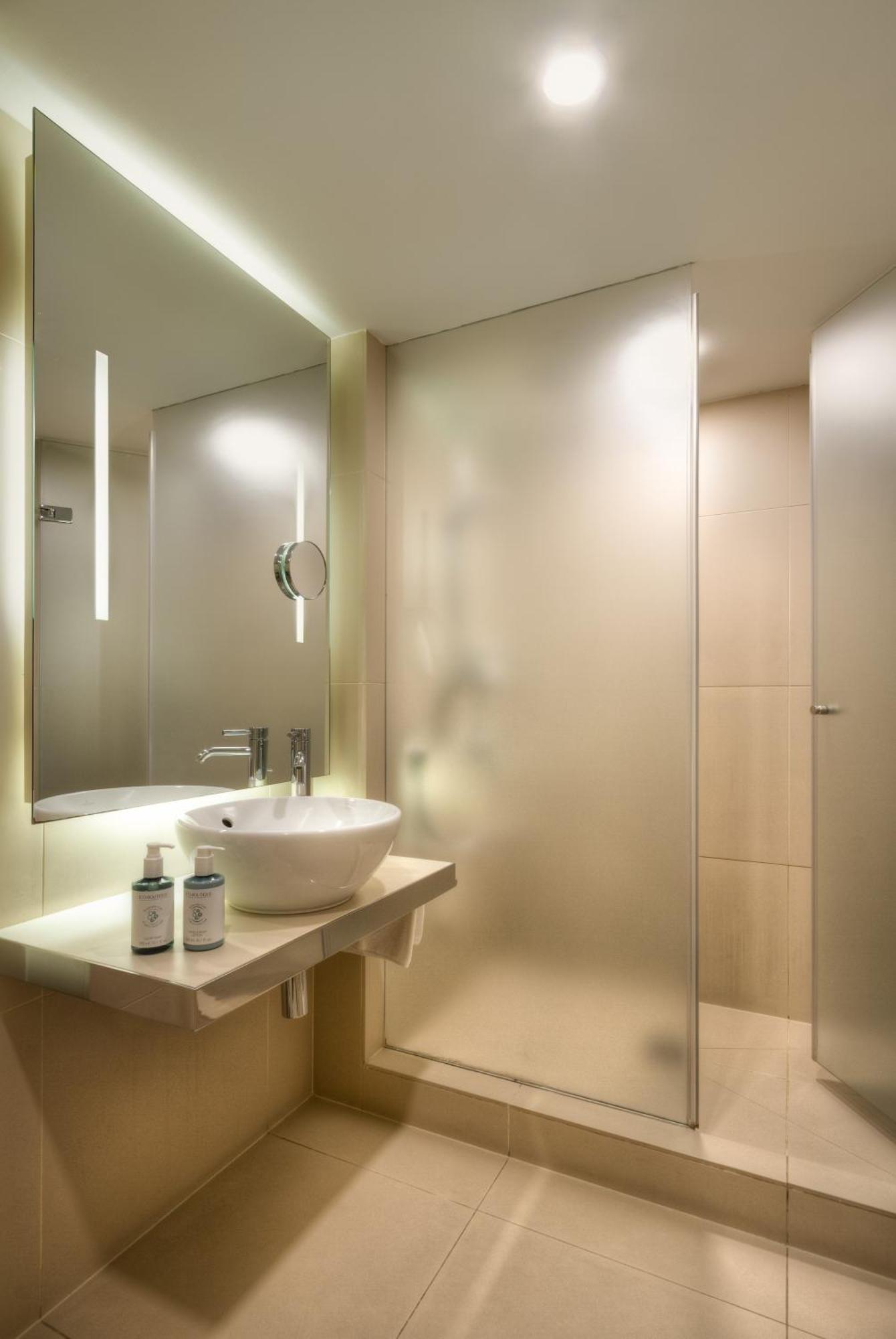 Superior Single Room,1742580029:JPEG