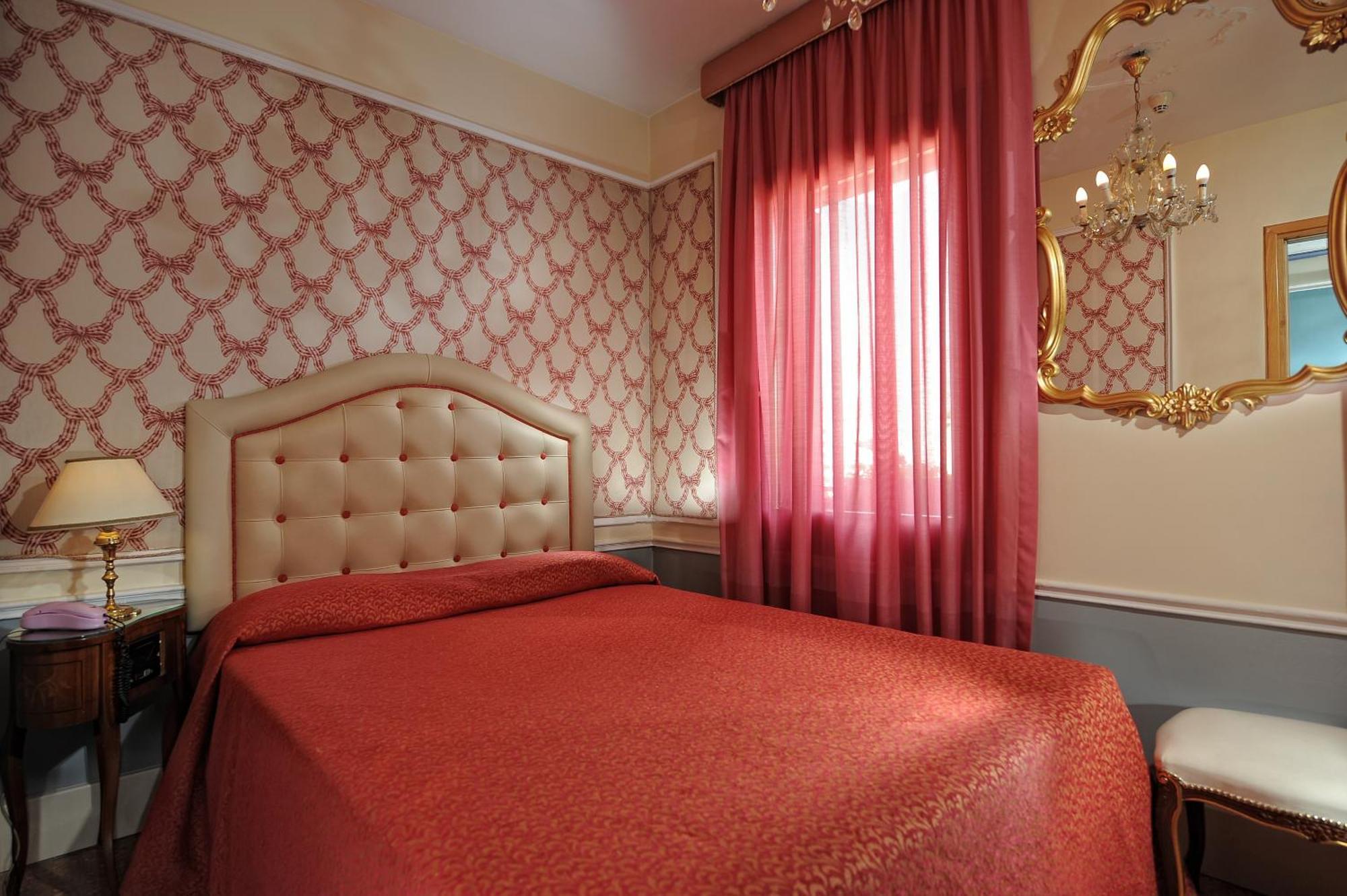 Standard Single Room,1742585793:JPEG