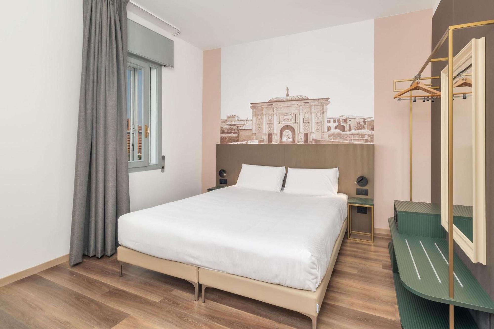 Double Room,1742586061:JPEG