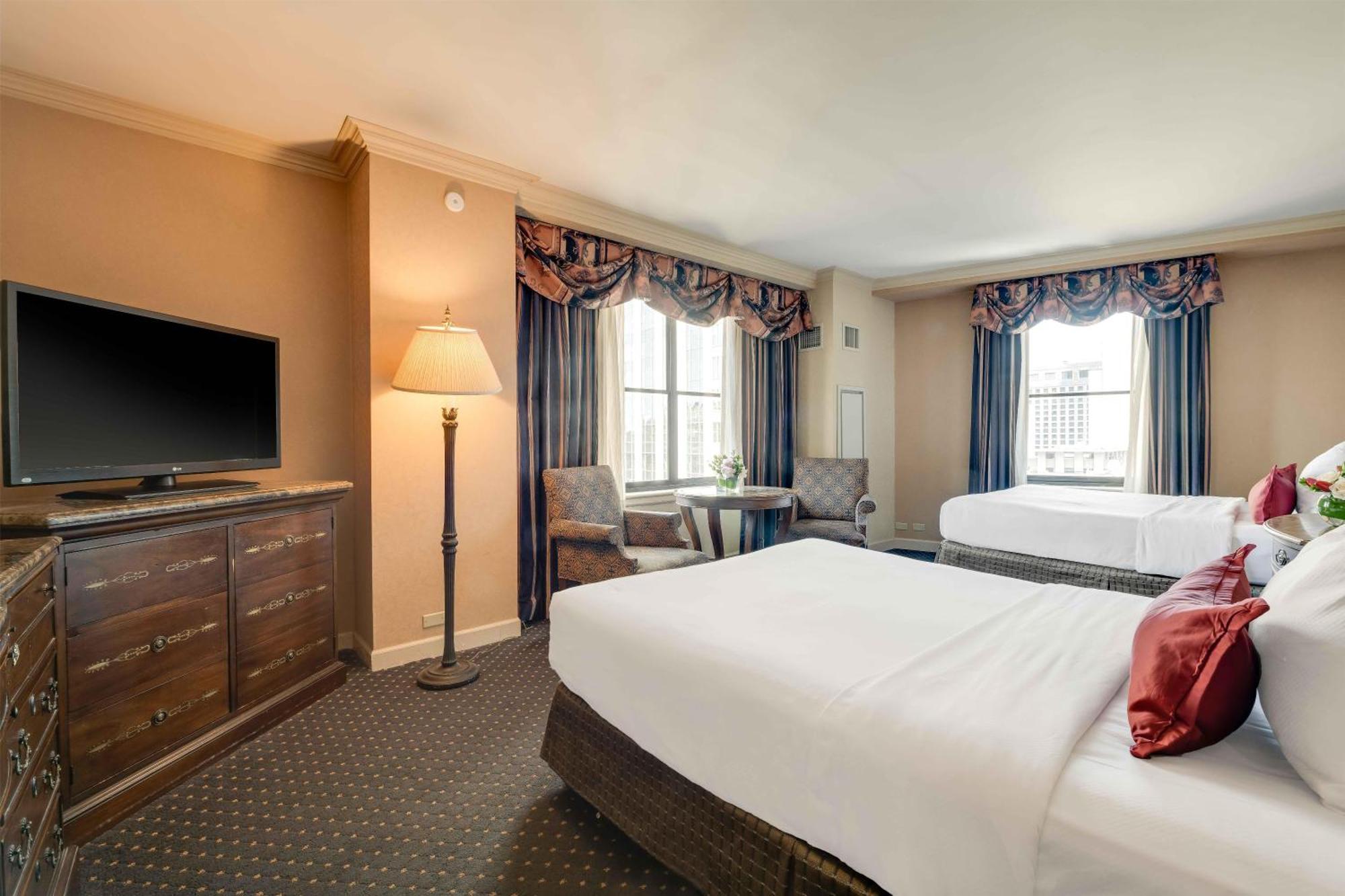 Queen Rooms Two Queen Beds Room Safe Non-Smoking,1742592930:JPEG