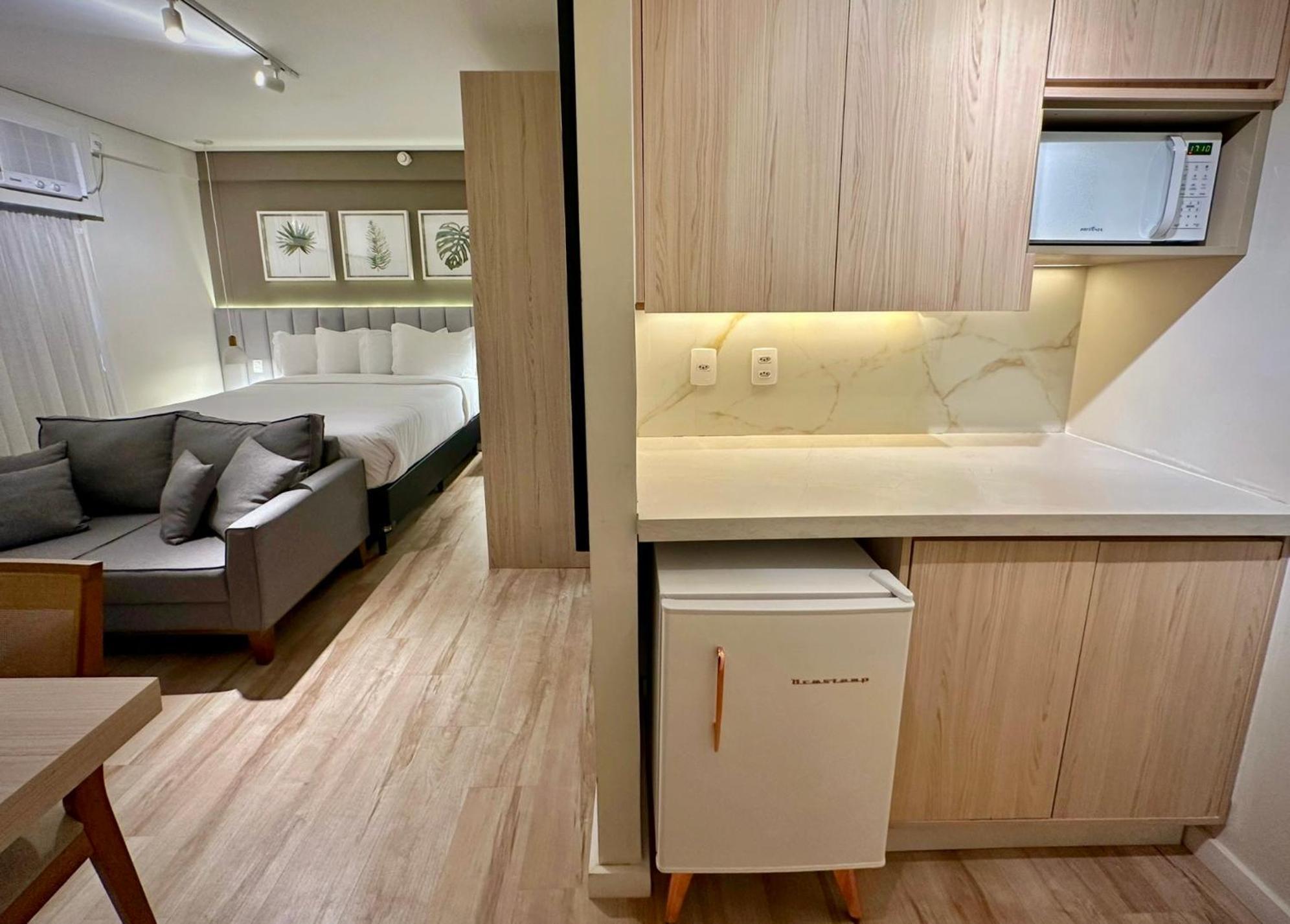 Deluxe Double Room,1742618578:JPEG