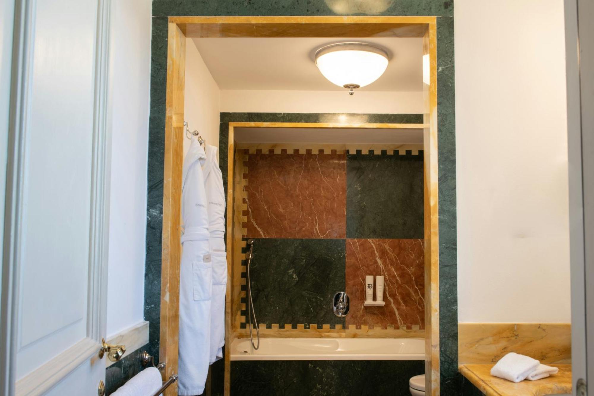 Panoramic Suite