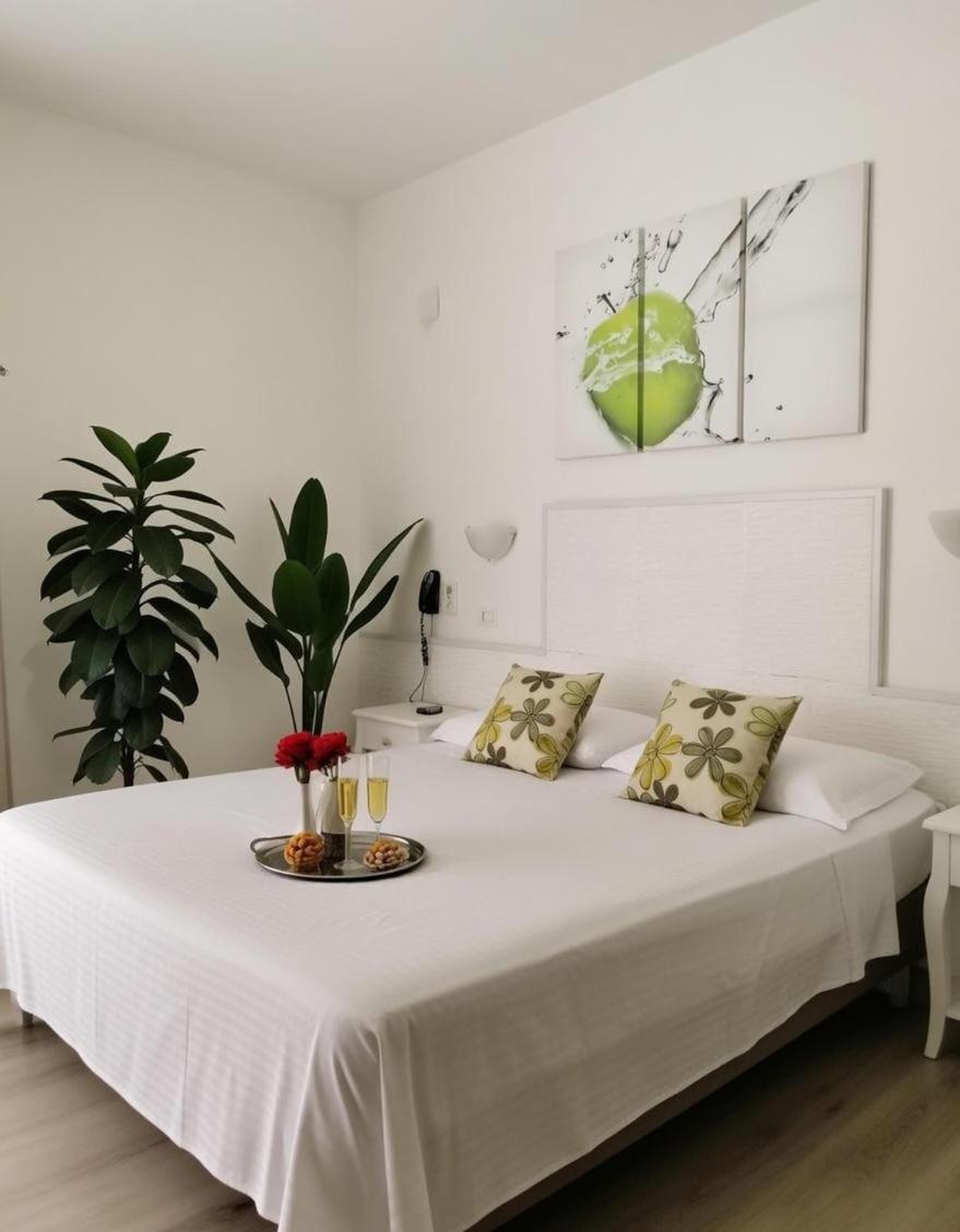Double or Twin Room,1742620914:JPEG