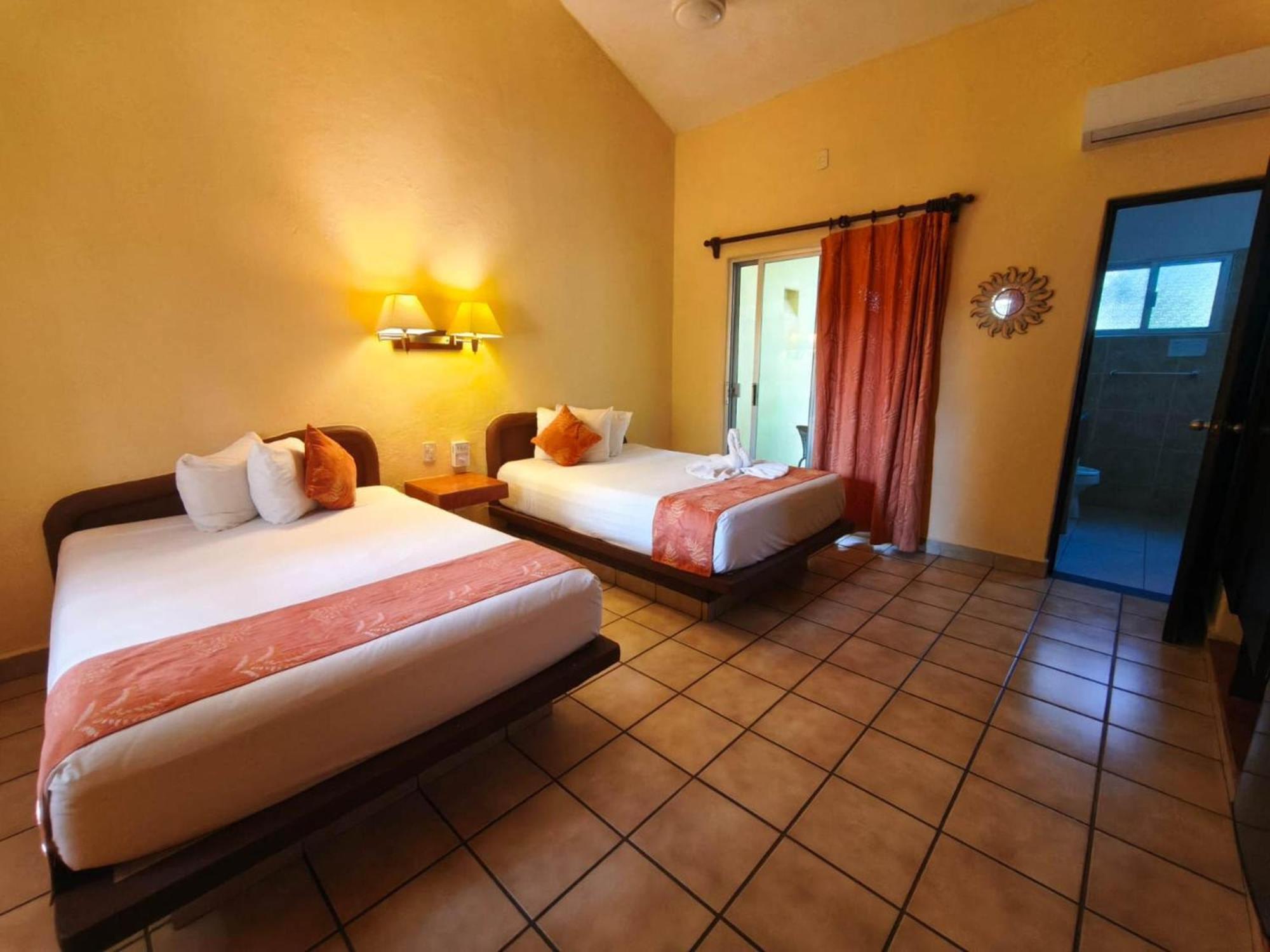 Deluxe Twin Room,446333211:JPEG