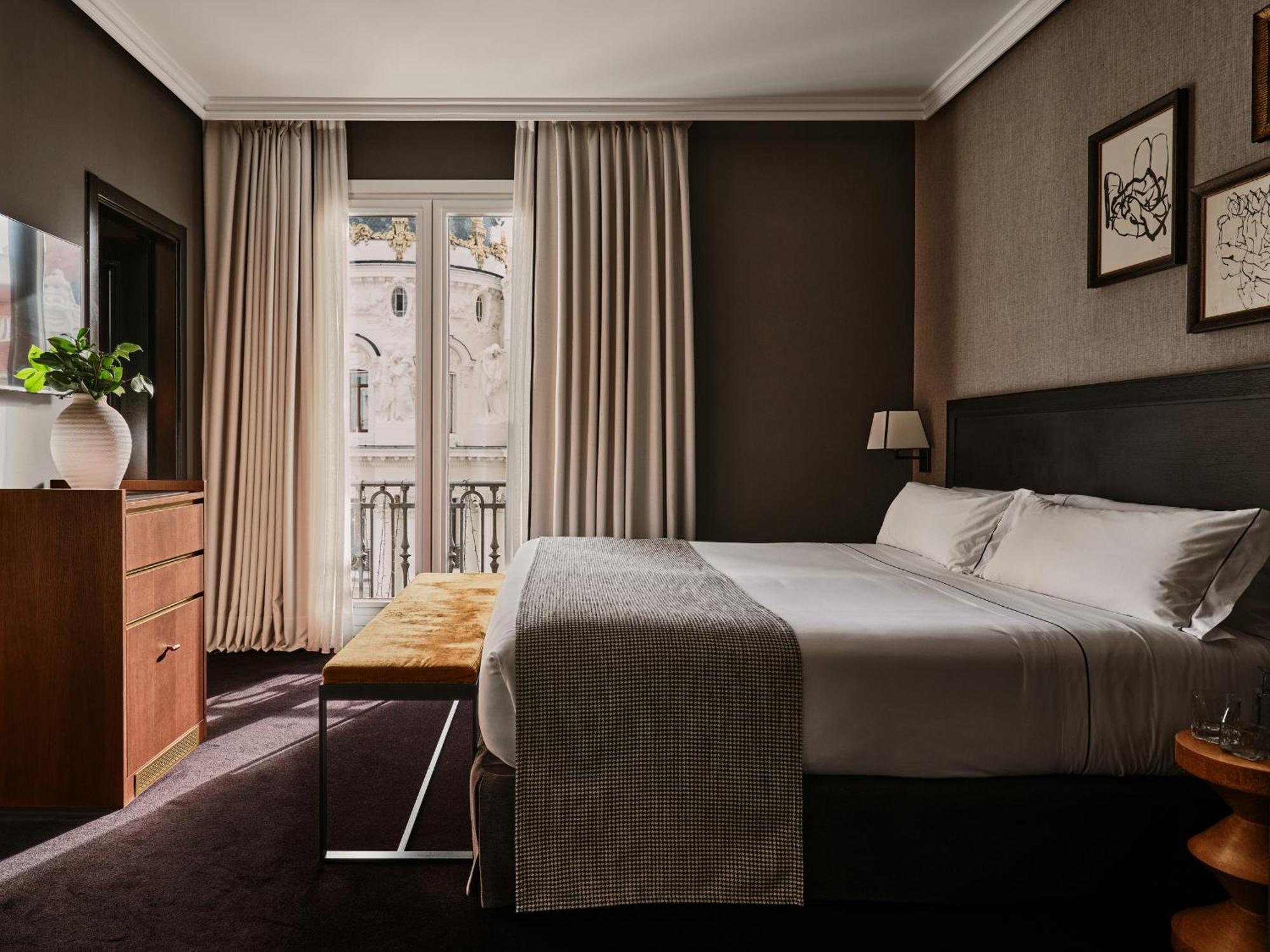 Luxury Quadruple Room,1742648738:JPEG