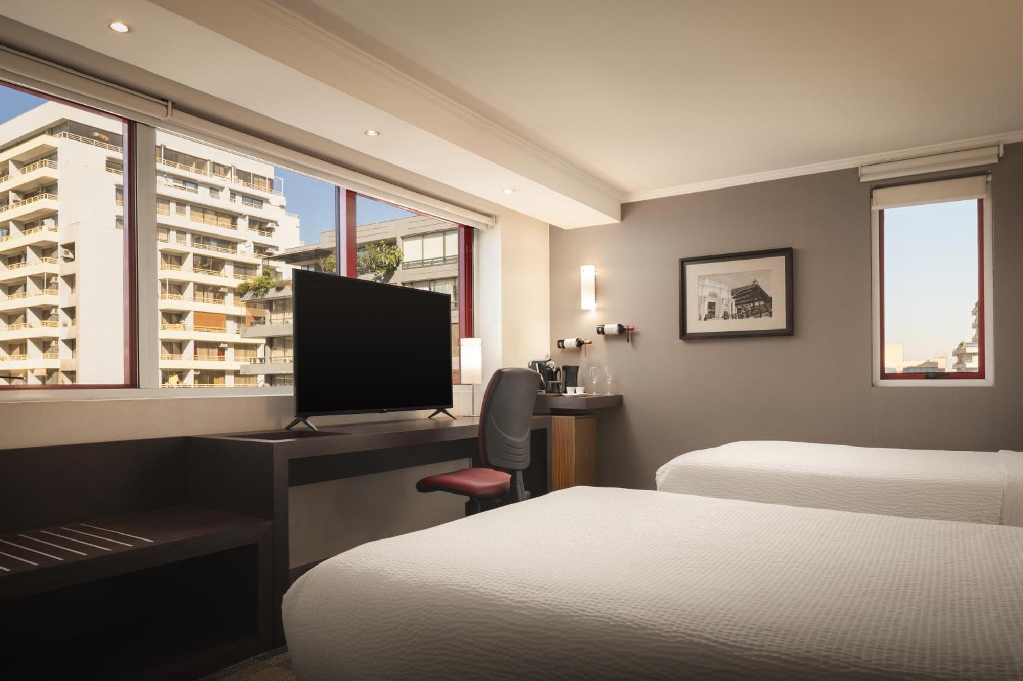 Deluxe Guest room 2 Double City view