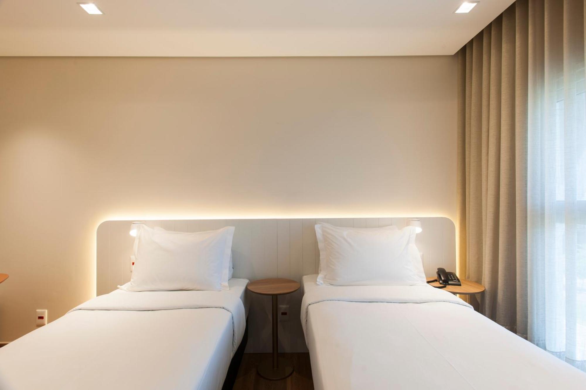 Standard Twin 2 Camas Solteiro