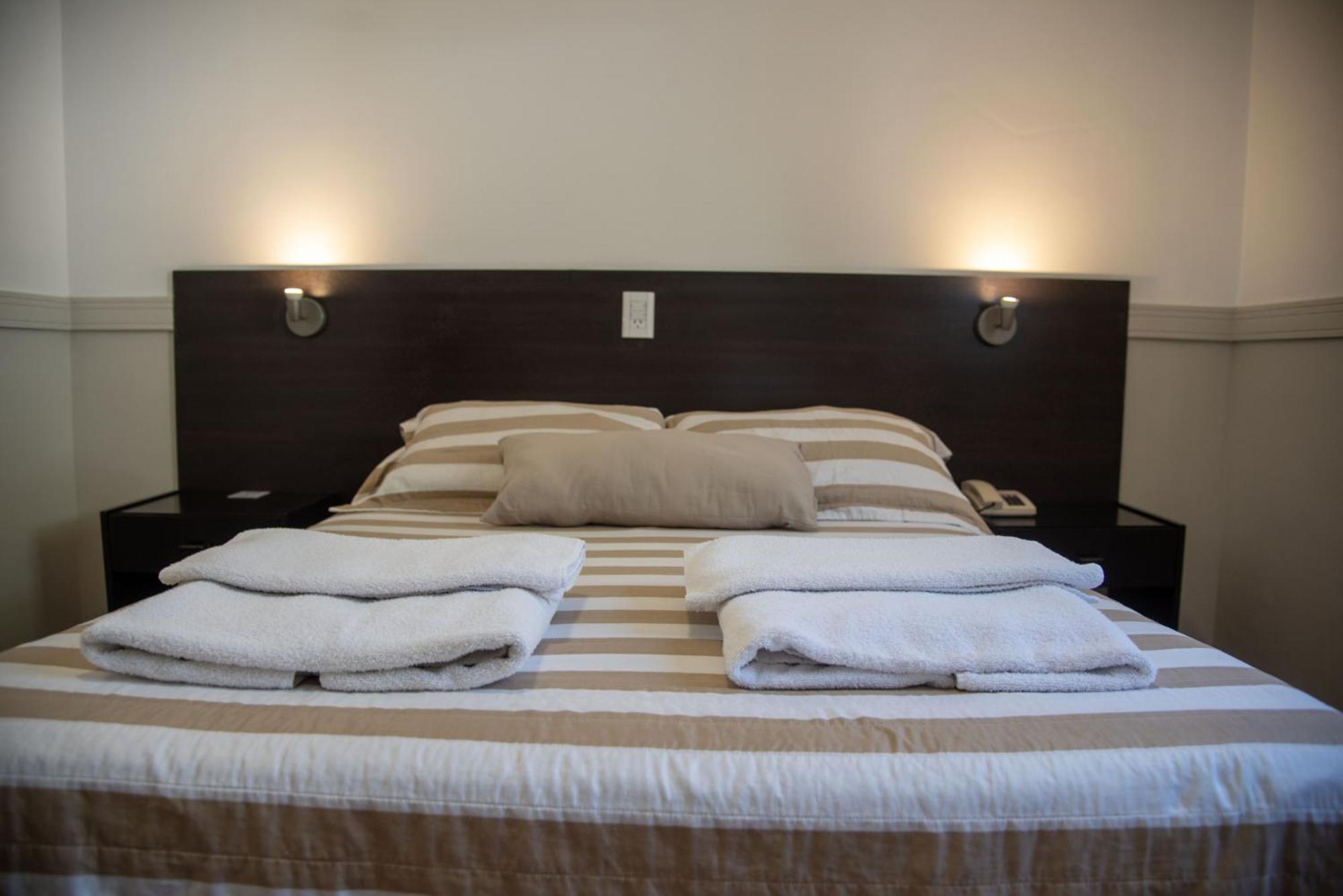 Standard Double or Twin Room,1773711899:JPEG