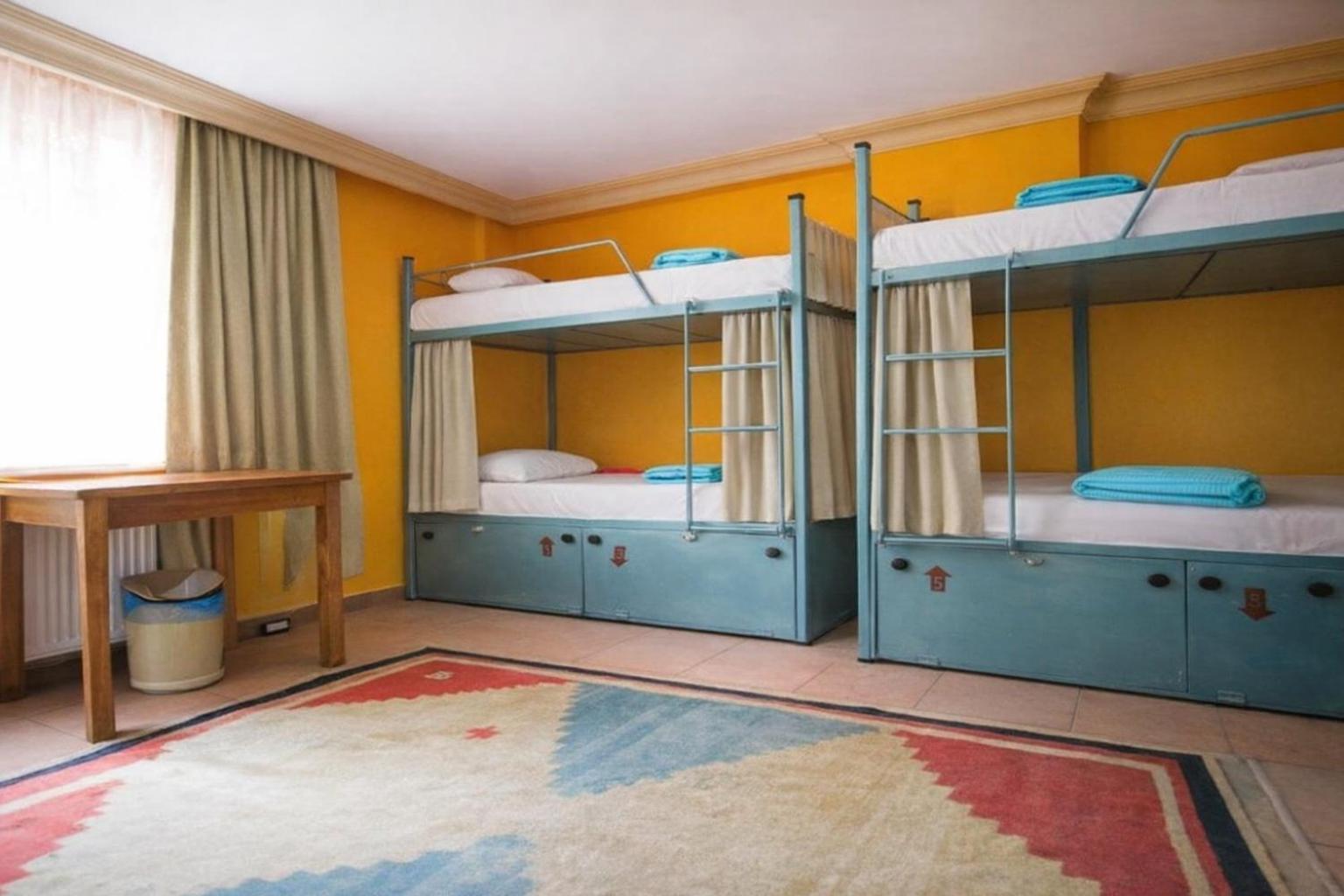 Bunk Bed Female Dormitory Room,1742695382:JPEG