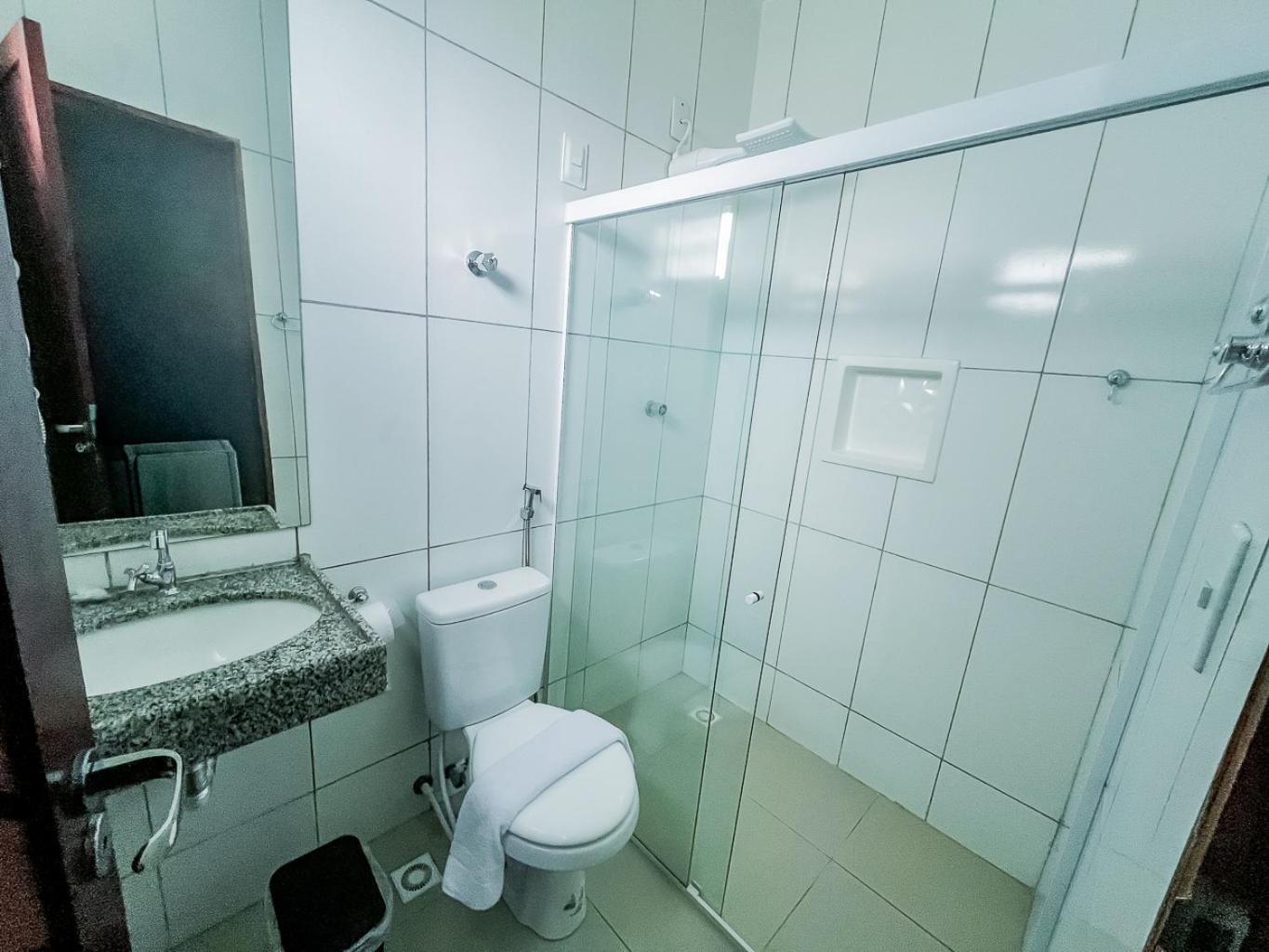 Suite,1742768452:JPEG