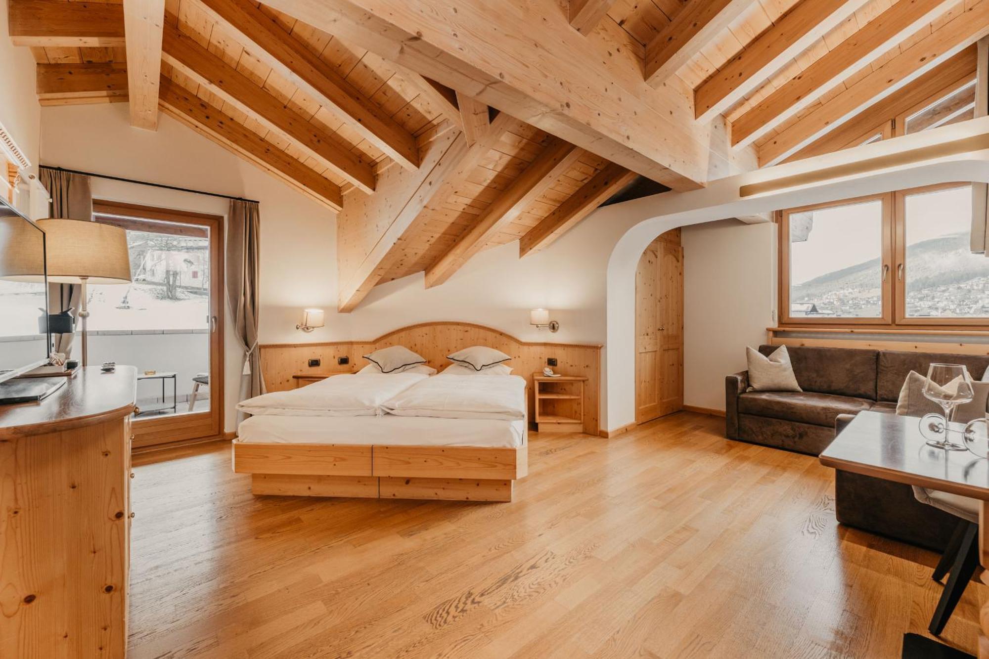 Double or Twin Room Attic