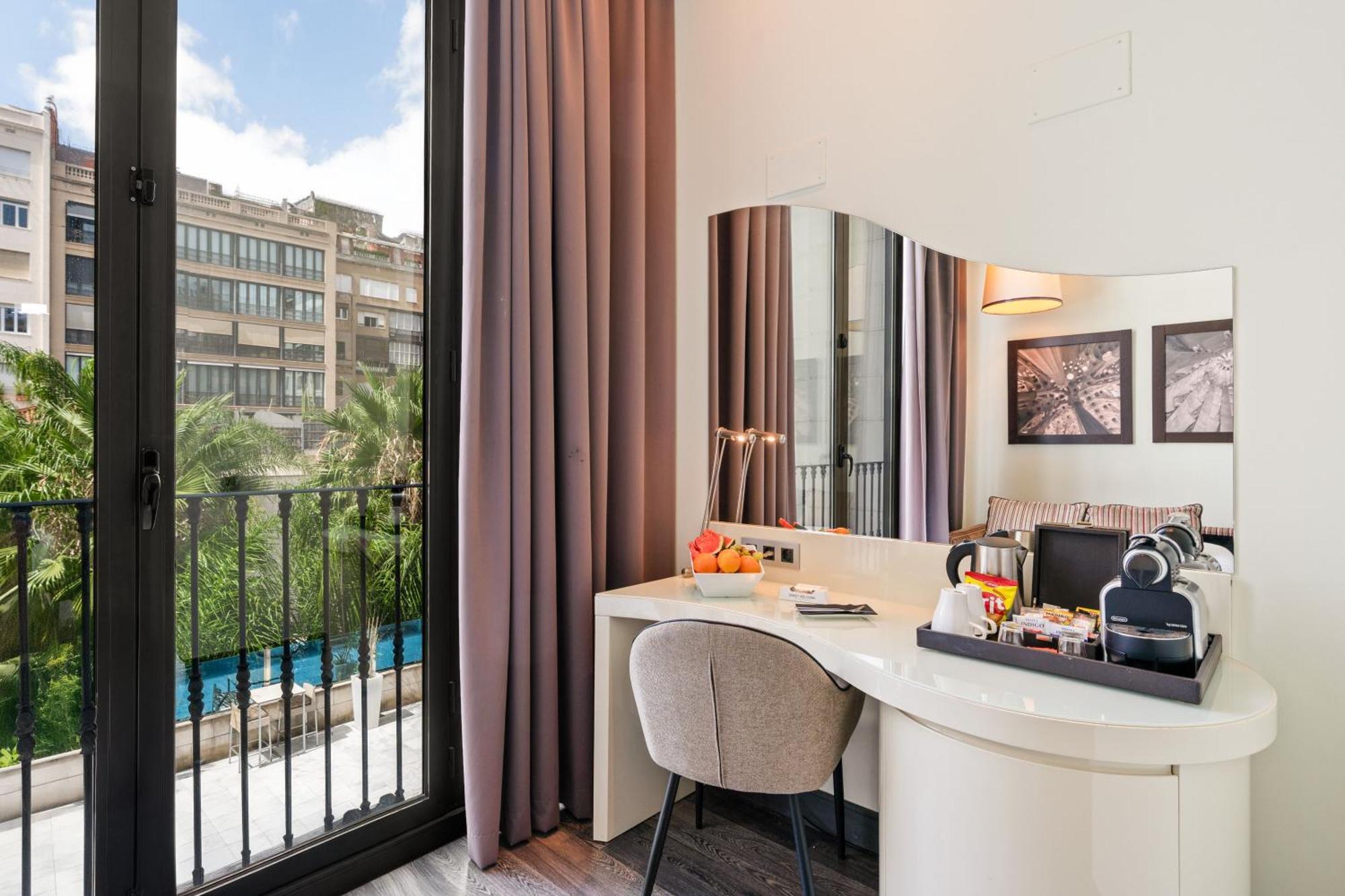 Superior Double Room Sofa Bed Pool View
