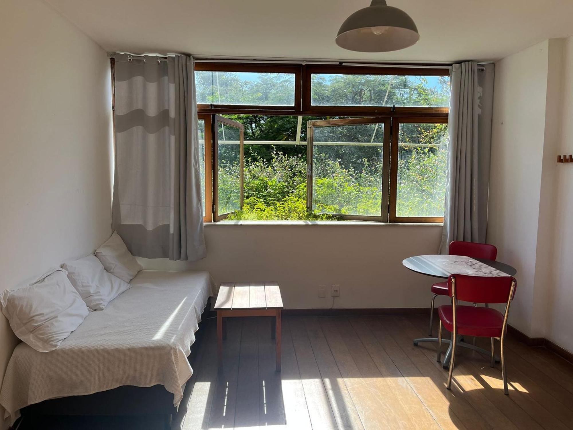 Quarto Família com Vista para o Jardim