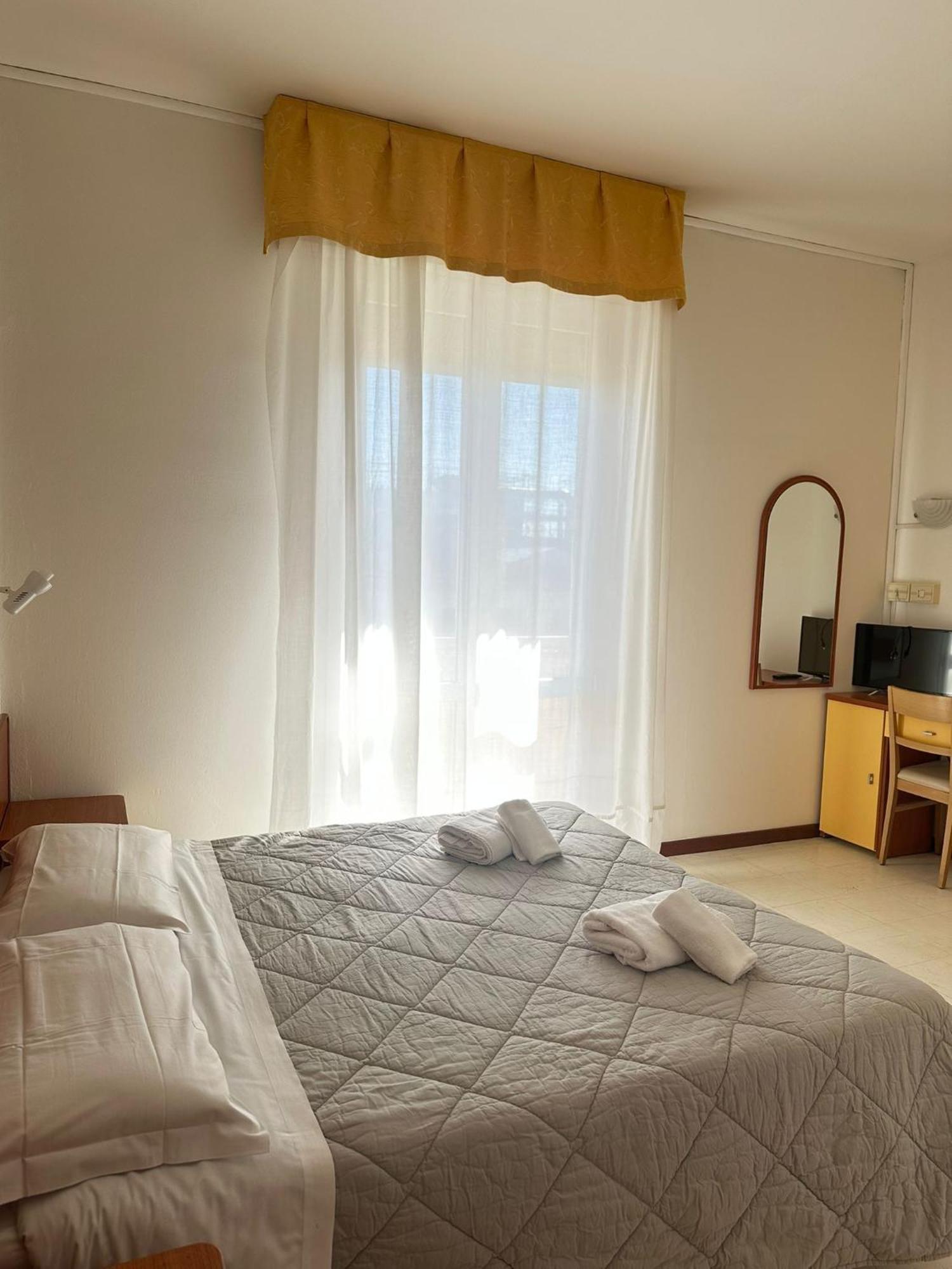 Single Room Sea View,1742825226:JPEG