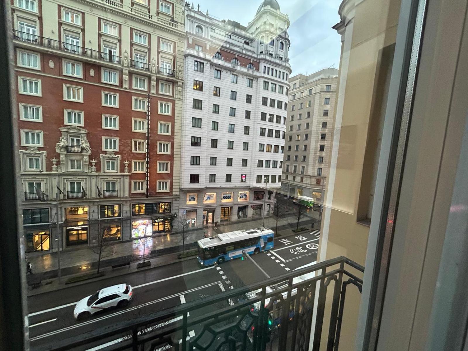 Double Room,1742837115:JPEG