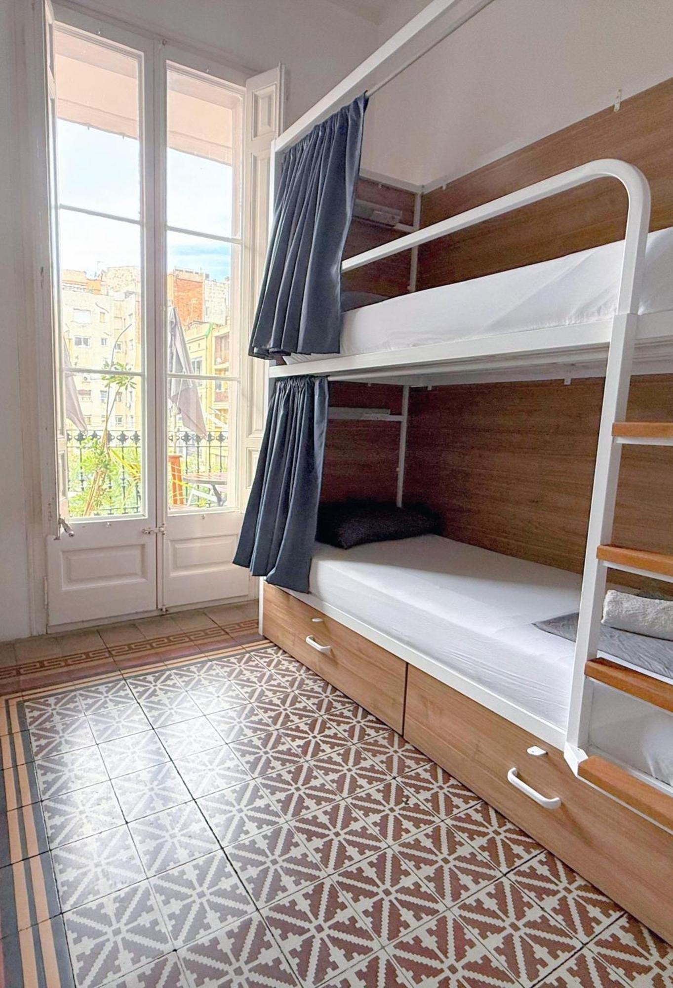 Bed 4-Bed Mixed Dormitory Room,1742844539:JPEG