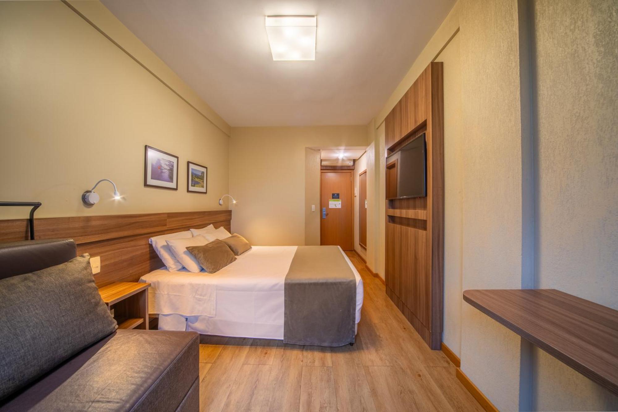 Deluxe Apartment,1742879592:JPEG