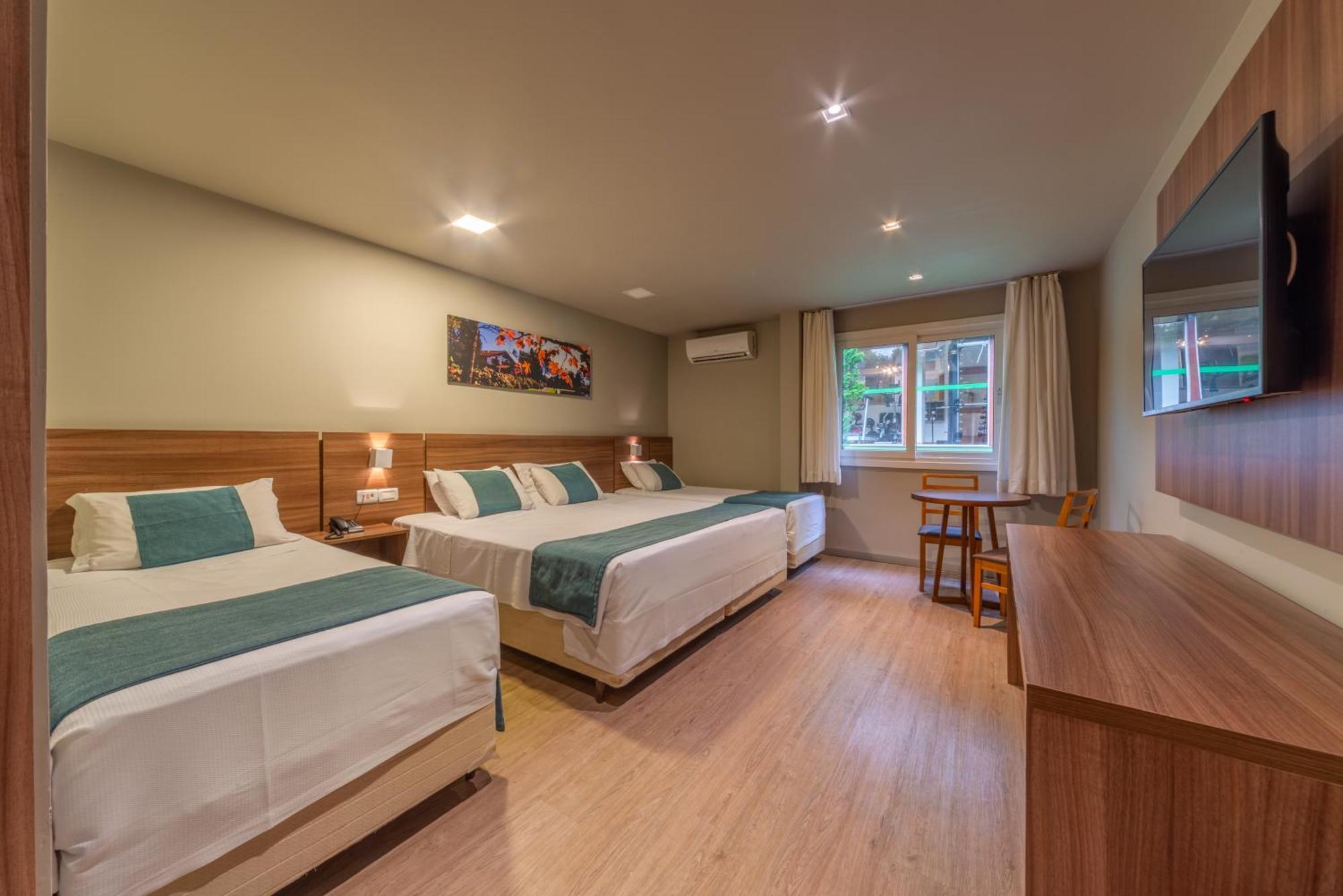 Superior Quadruple Room,1742879617:JPEG