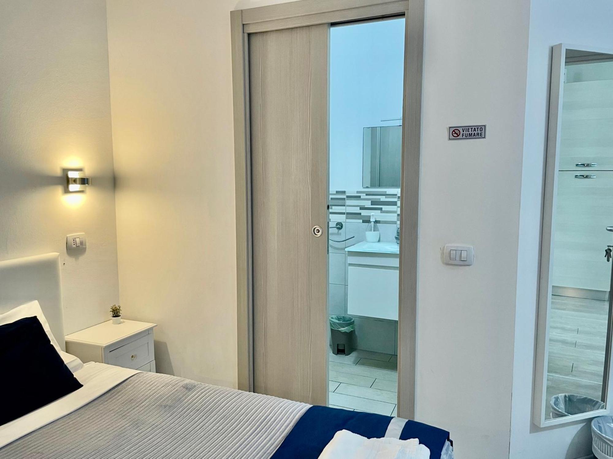 Double Room,1742950846:JPEG