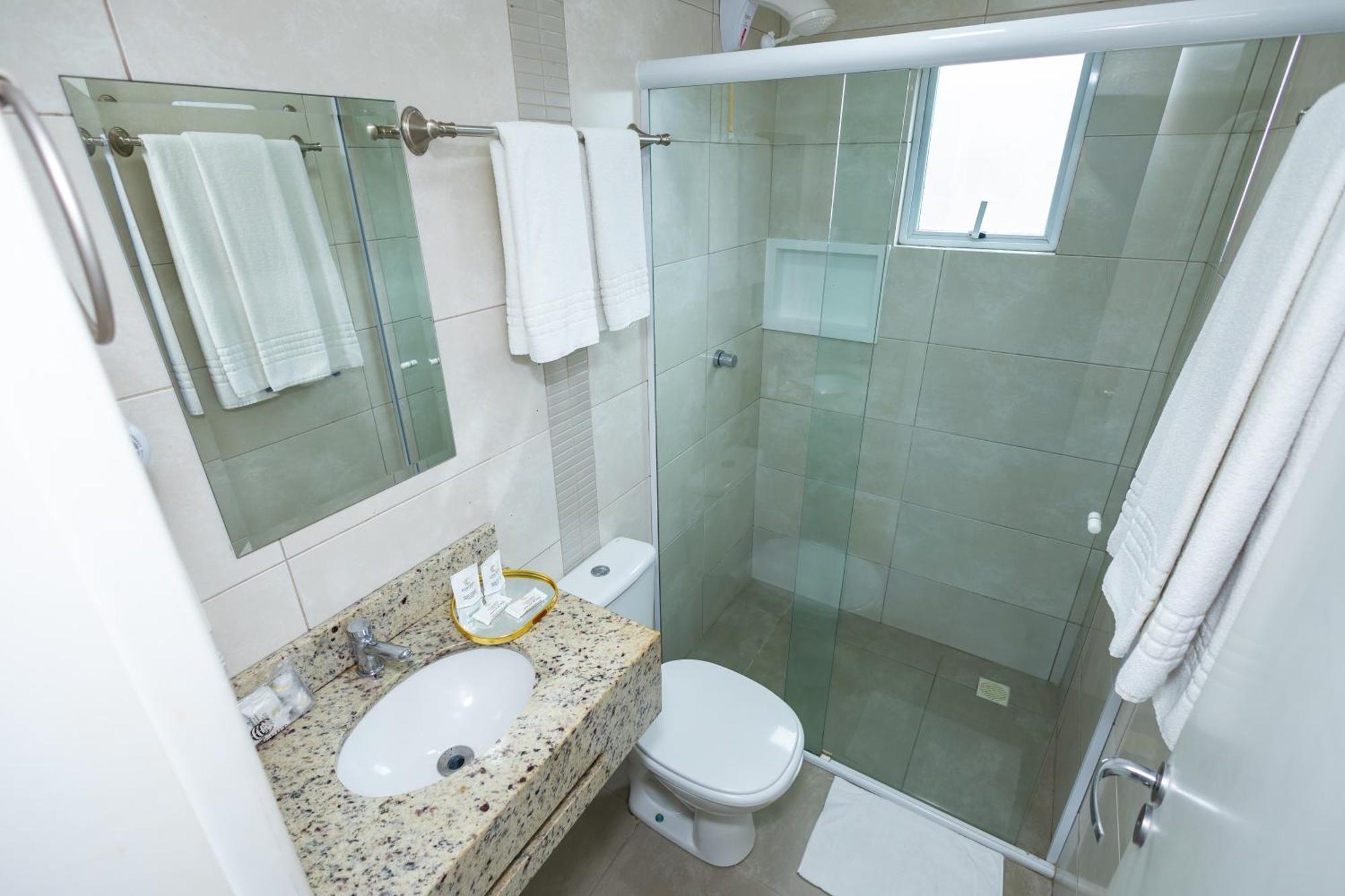 Luxury Triple Room 1 Double Bed 1 Single Bed