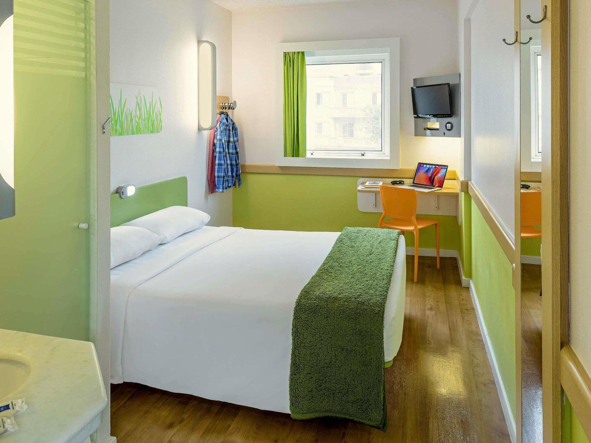 Standard Room Double Bed