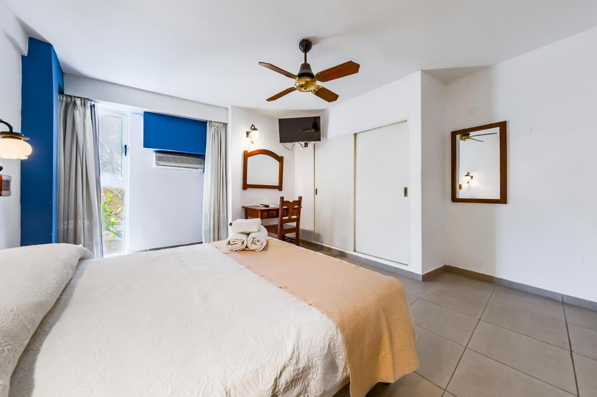 Double Room,1743154834:JPEG