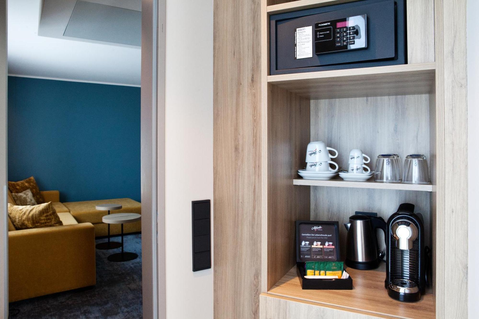 Queen Suite
