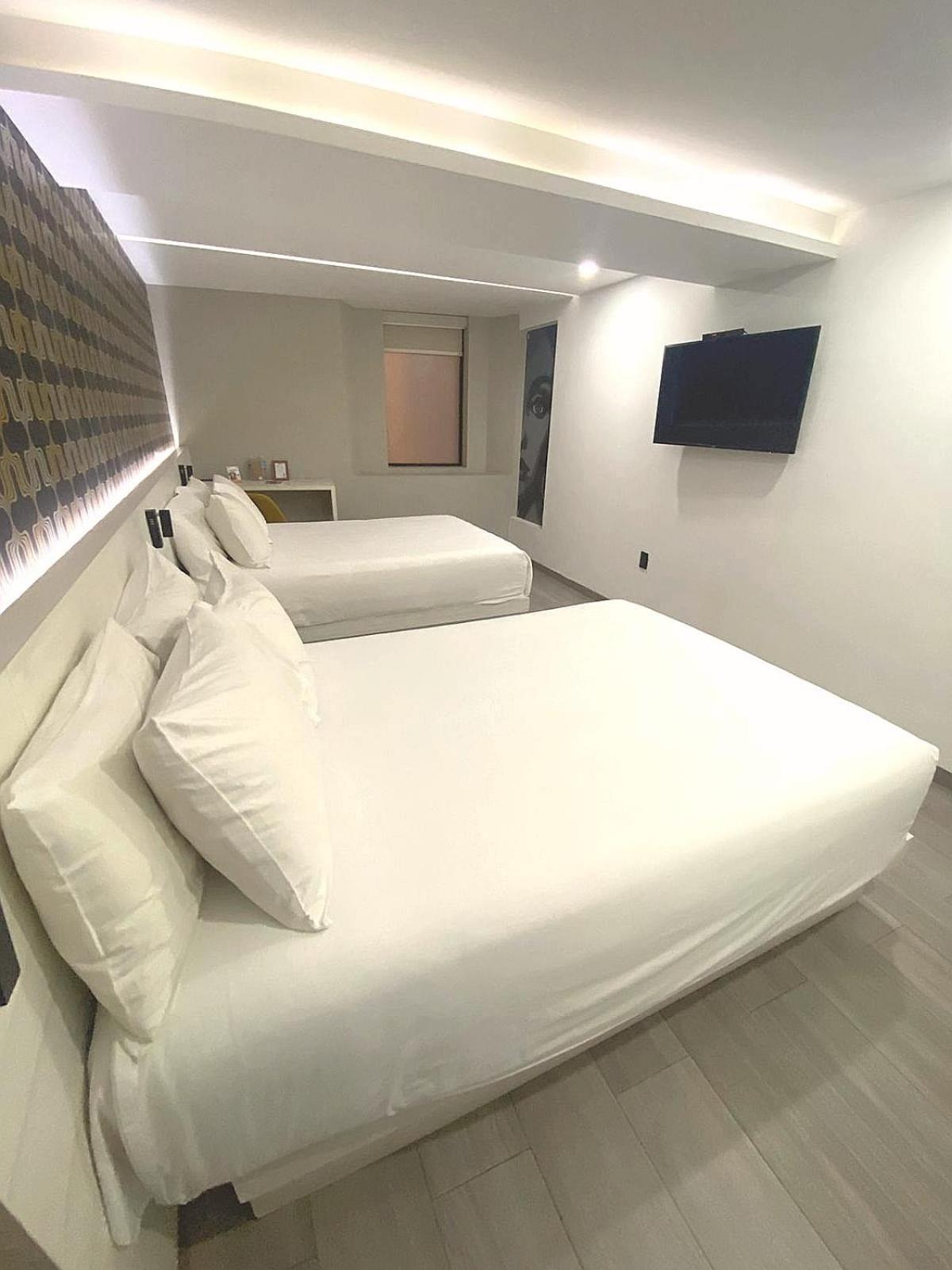 Standard Twin Room,1743211353:JPEG