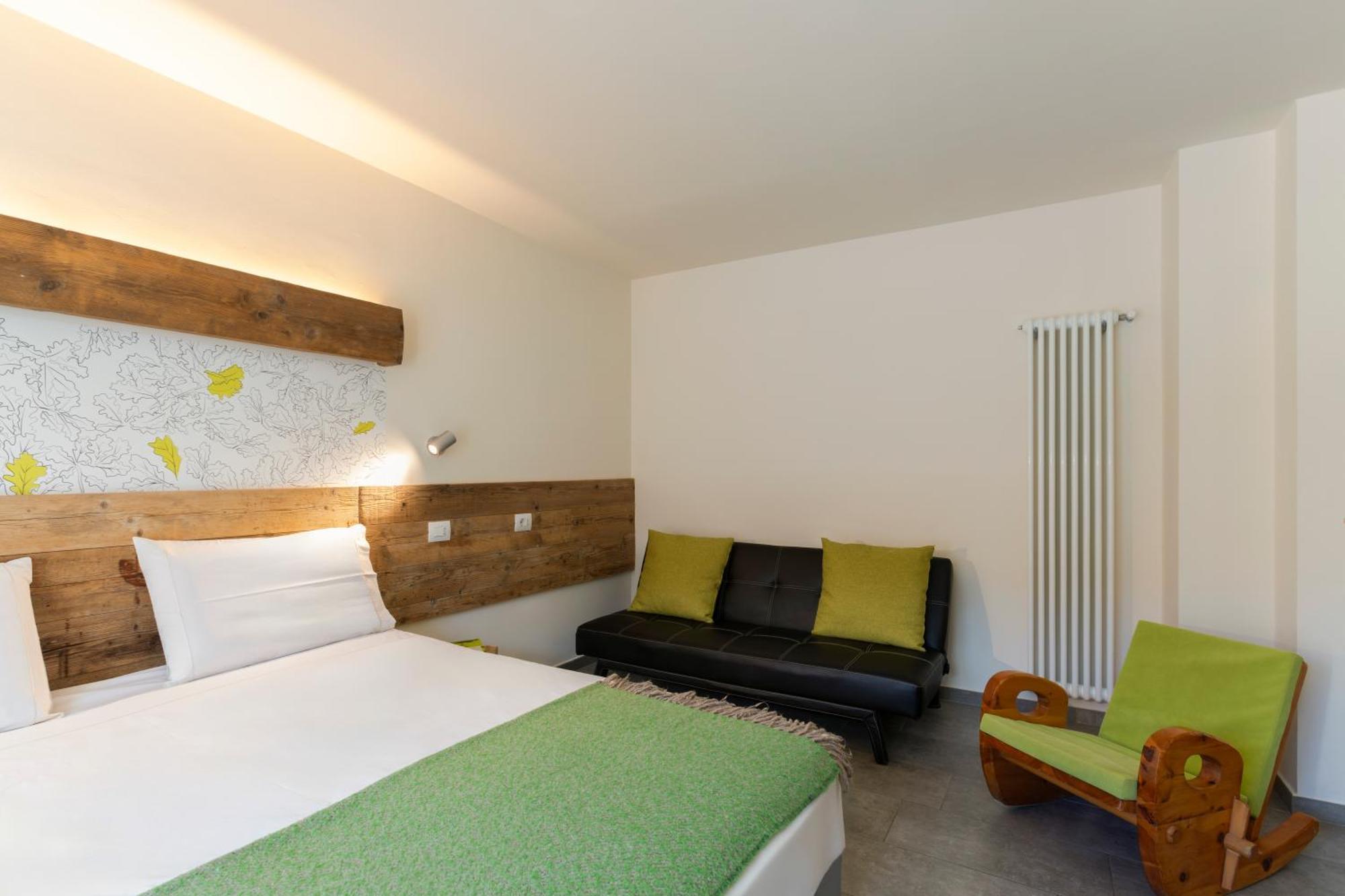 Double or Twin Room Balcony