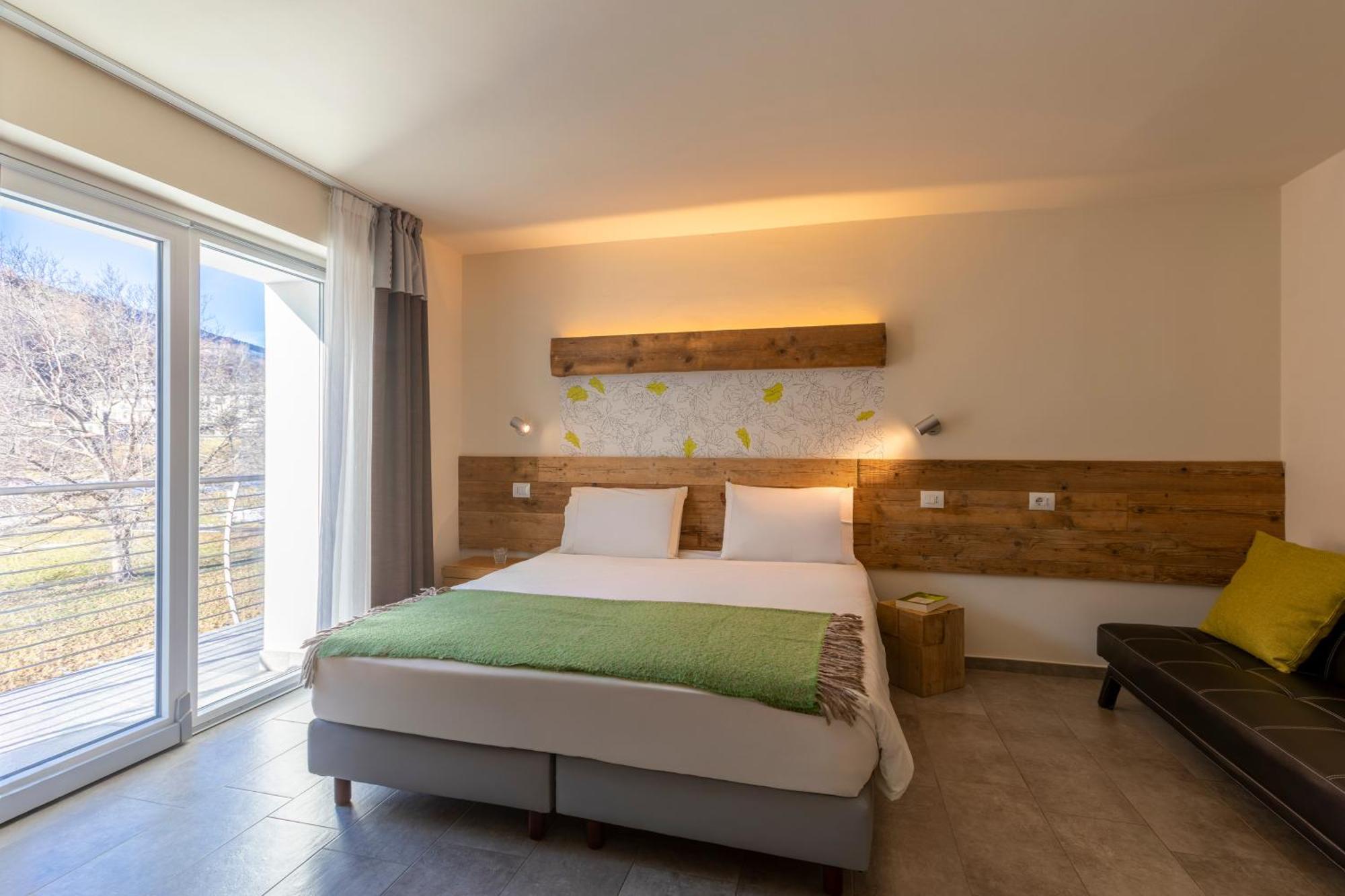 Double or Twin Room Balcony
