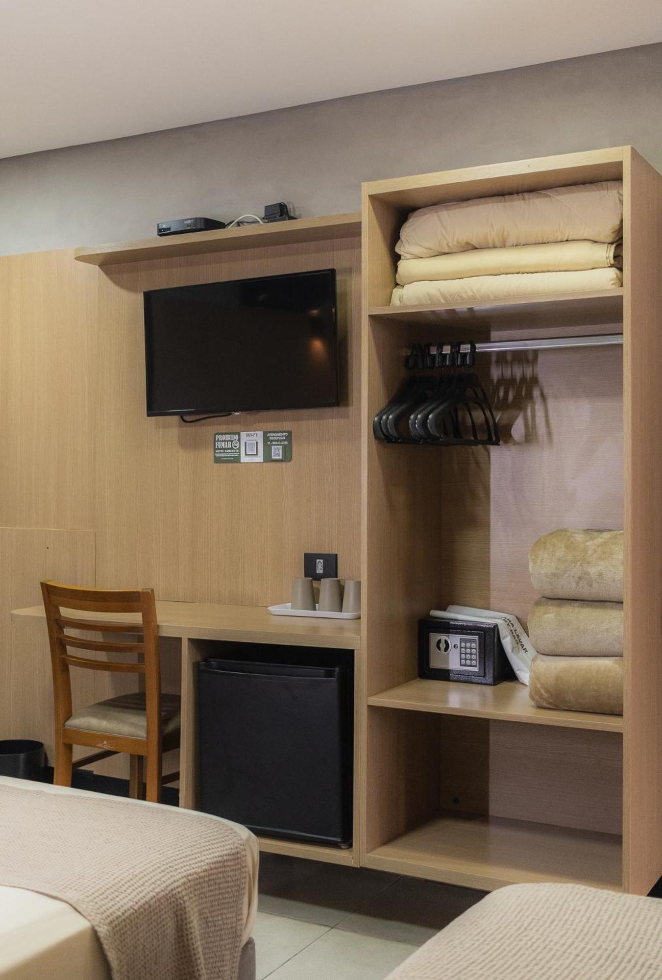 Triple Room,1743276149:JPEG