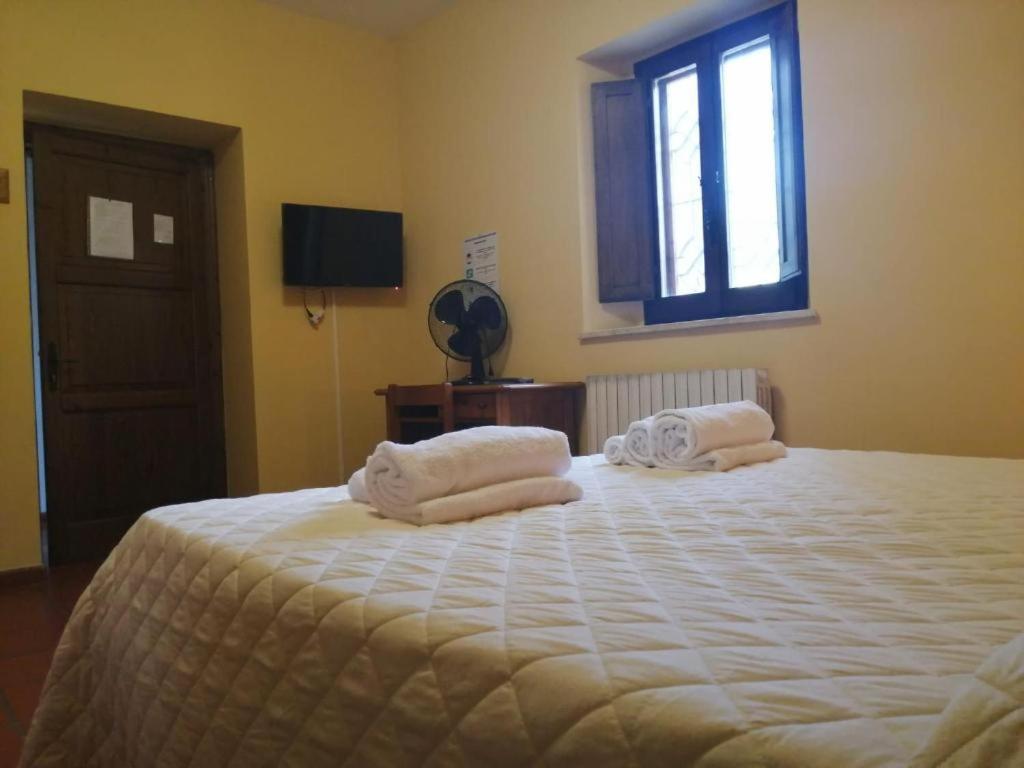Double Room,1743295473:JPEG