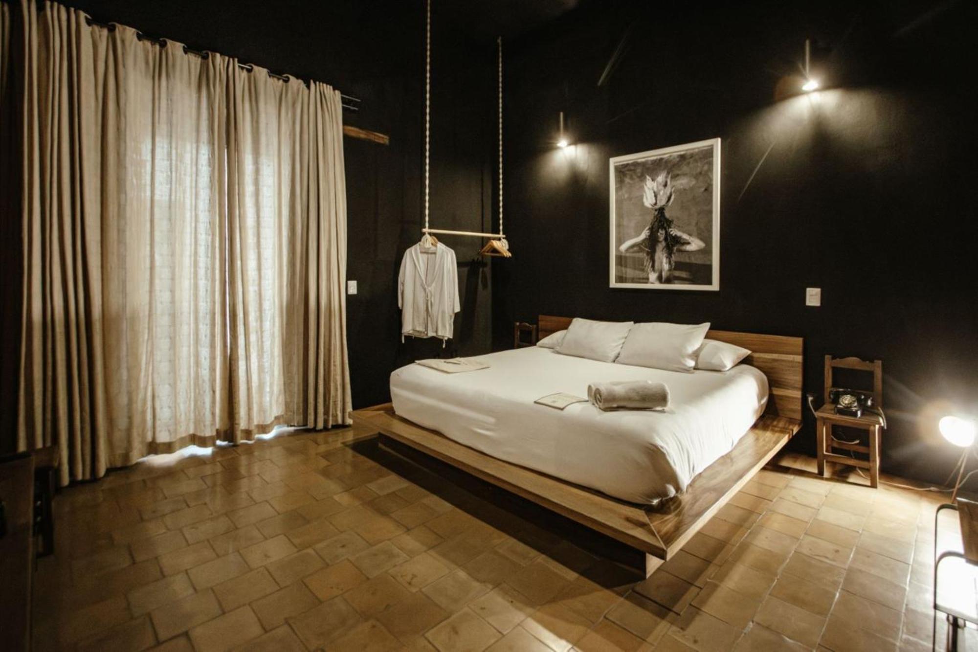 Junior King Suite
