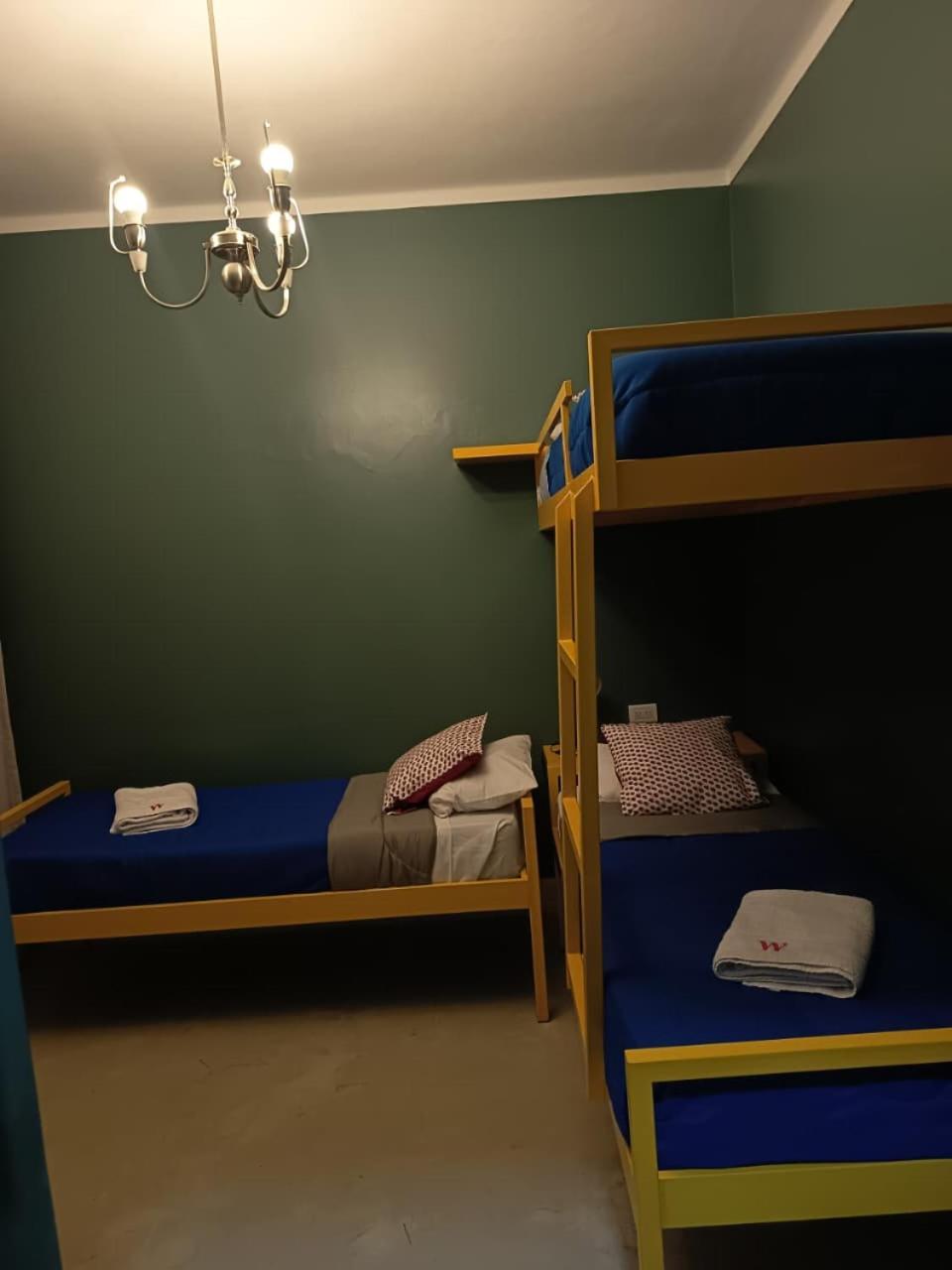 Triple Room Private Bathroom,1743577472:JPEG