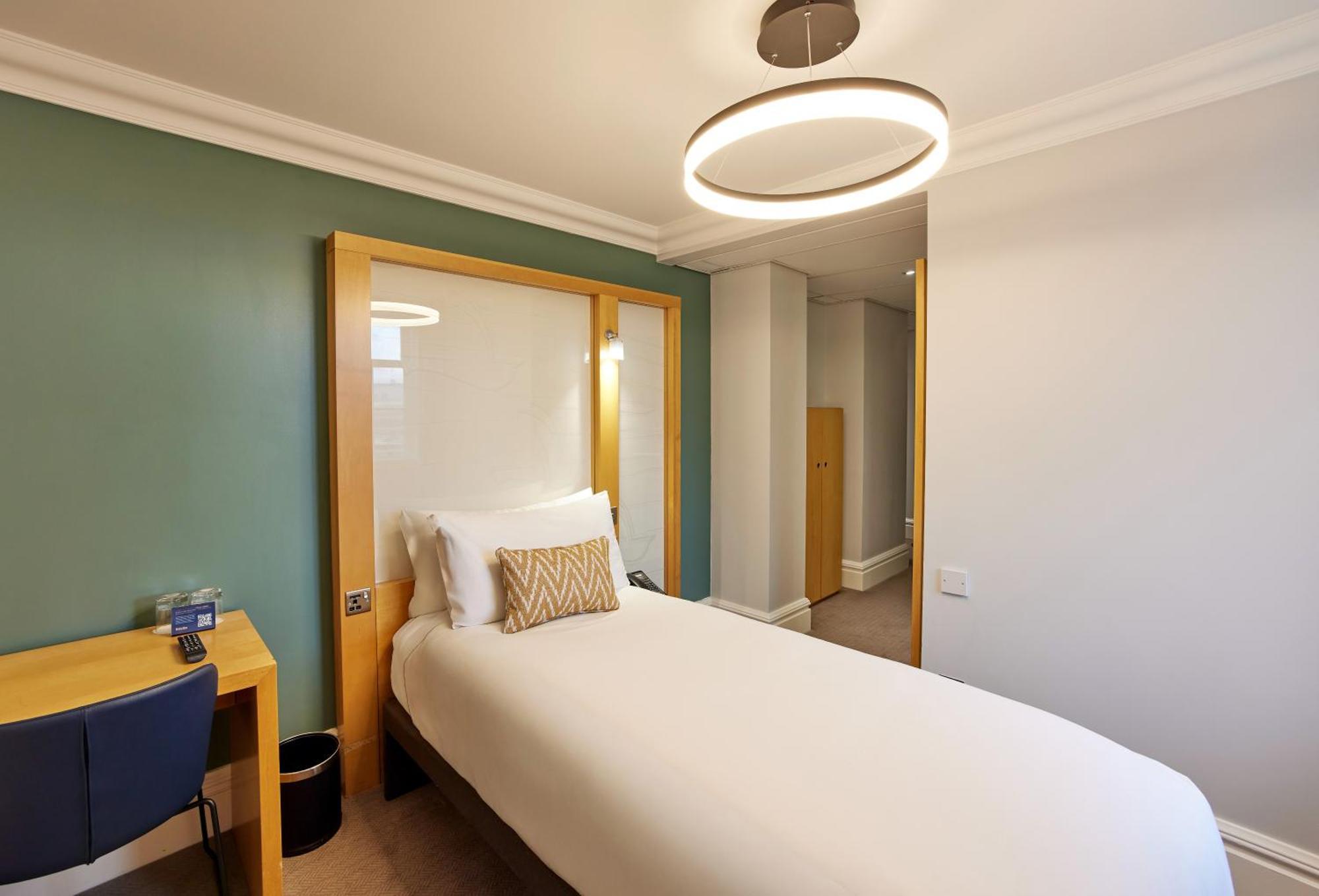 Standard Single Room,1766983697:JPEG