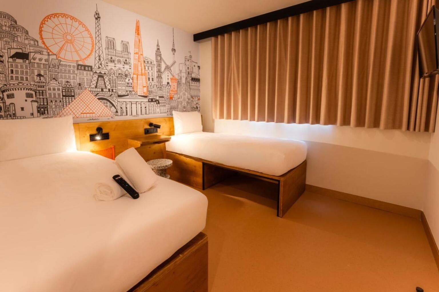 Standard Twin Room